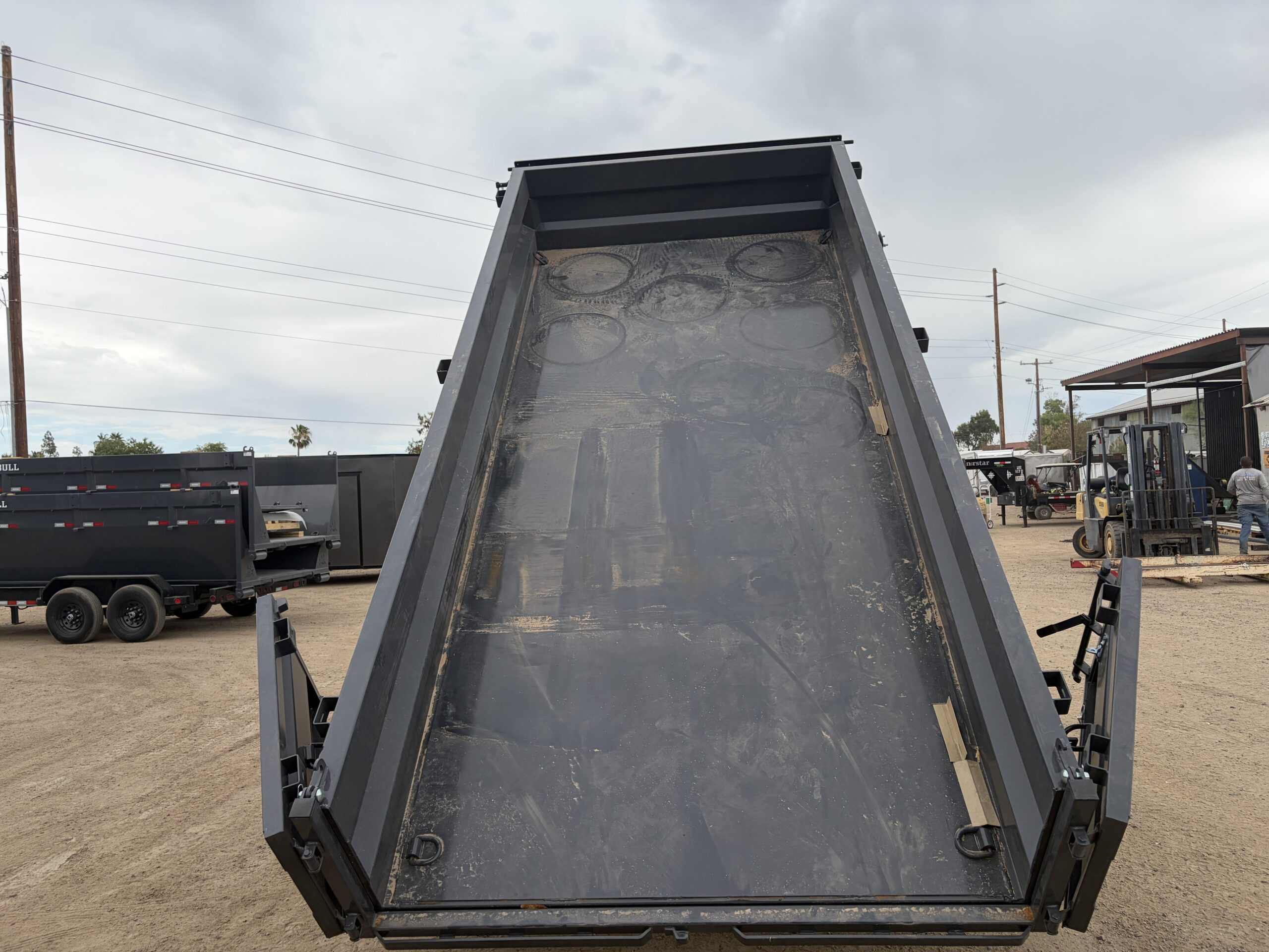 16x83 IronBull Tandem Axle Dump, 15K GVWR, 24" Sides - Image 12