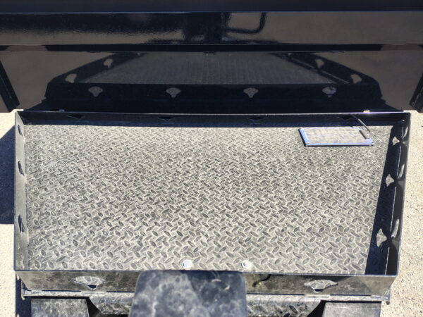 14x83 Tandem Axle, 15,400 GVWR, Low Pro Dump, 24" Sides, Solar Charger, 14 Ply Tires