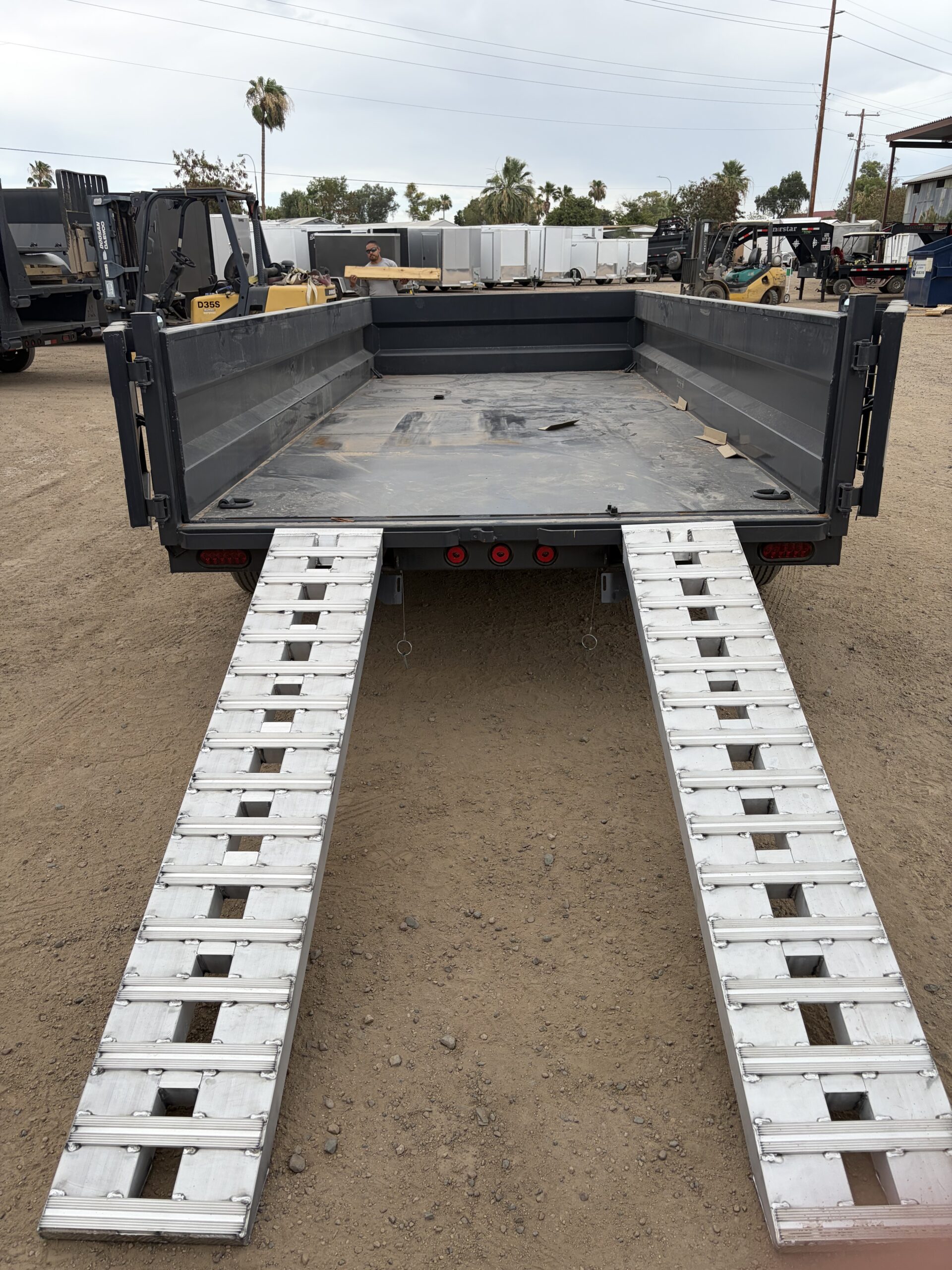 16x83 IronBull Tandem Axle Dump, 15K GVWR, 24" Sides - Image 2
