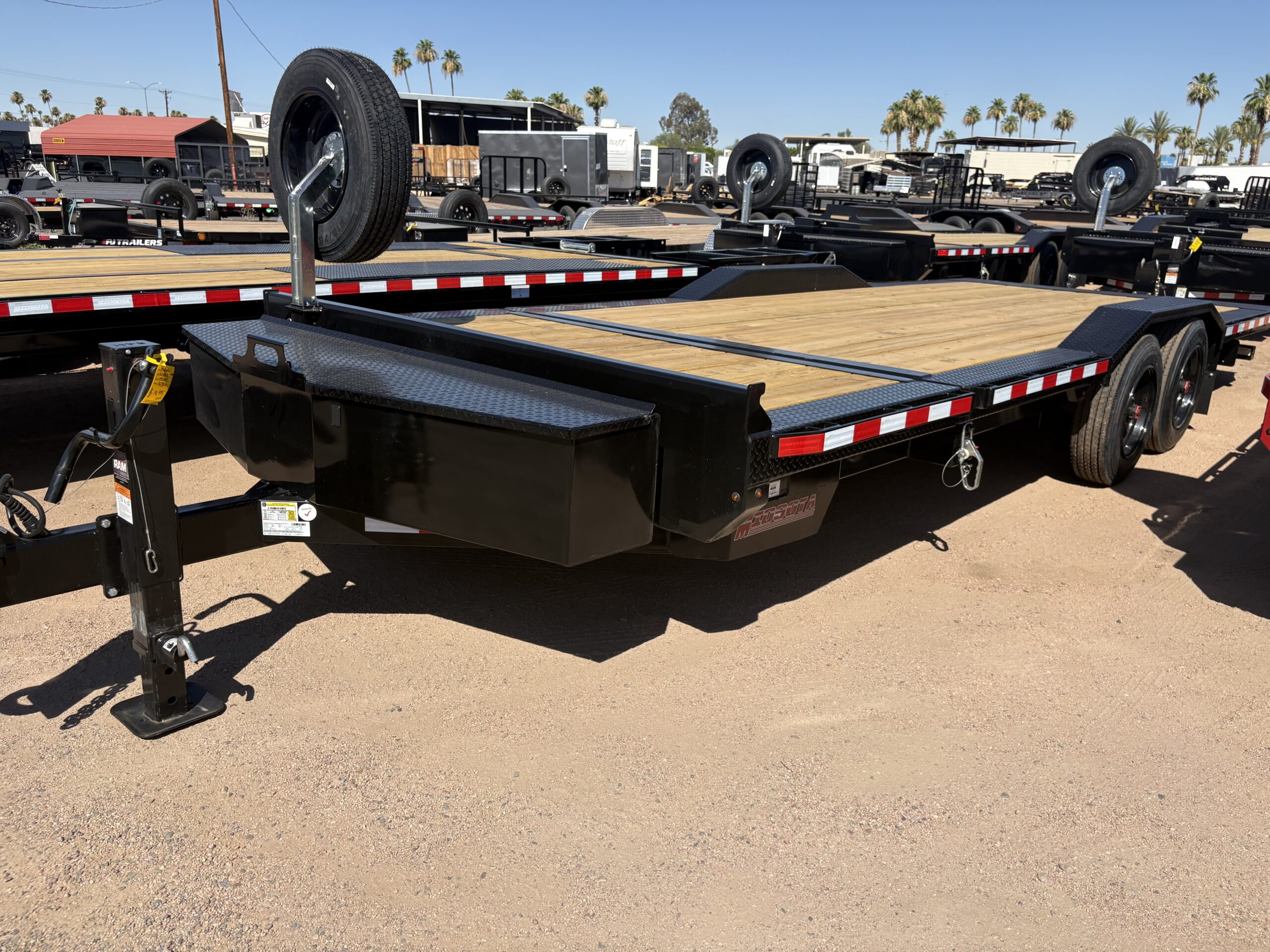 22x8.5 (18'+4') Tilt Bed Wide Body, Drive Over Fender, 17,600 GVWR, 80" Steel Toolbox - Image 2