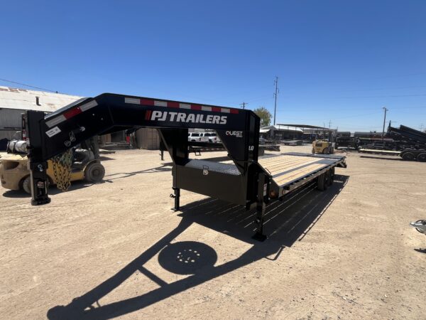 25' Gooseneck Low-Pro Flatdeck with Singles, 15,680 GVWR, Monster Ramps