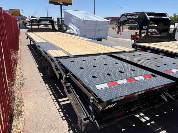 32' Gooseneck Low-Pro Flatdeck with Singles, 15,680 GVWR, Monster Ramps, 14 Ply Tires