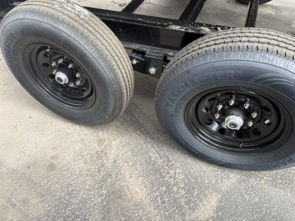 16x83 IronBull Gooseneck, Tandem Axle Dump, 15K GVWR, 36" Sides, Telescopic Cylinder, Solar Charger, 14 Ply Tires