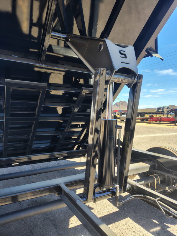 14x83 Tandem Axle, 15,400 GVWR, Low Pro Dump, 24" Sides, Solar Charger, 14 Ply Tires