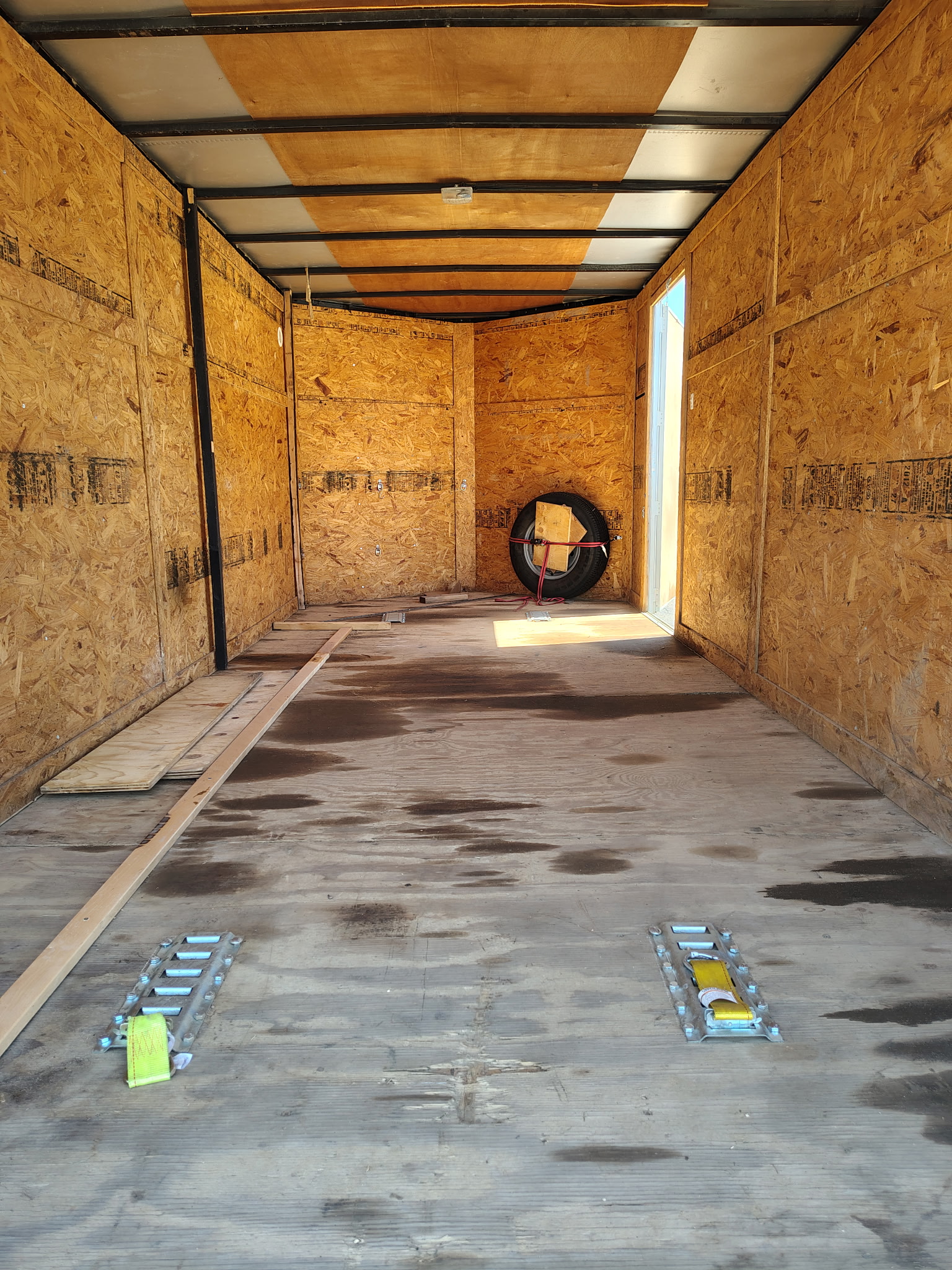 16 x 7 Tandem Axle, Enclosed Cargo, 7K GVWR - Image 9