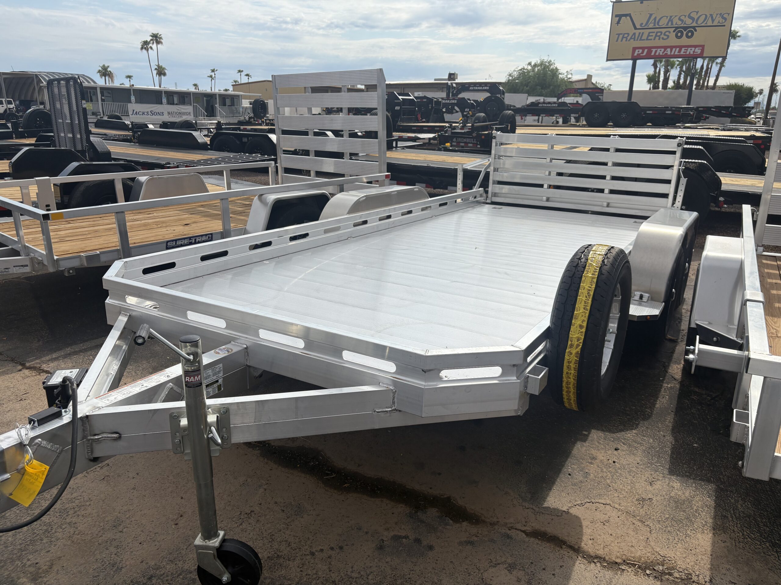 16x78 All Aluminum, 7K GVWR, Tandem Axle, W/ Bi-Fold Tailgate (7816TA-EL-BT-RTD) - Image 2