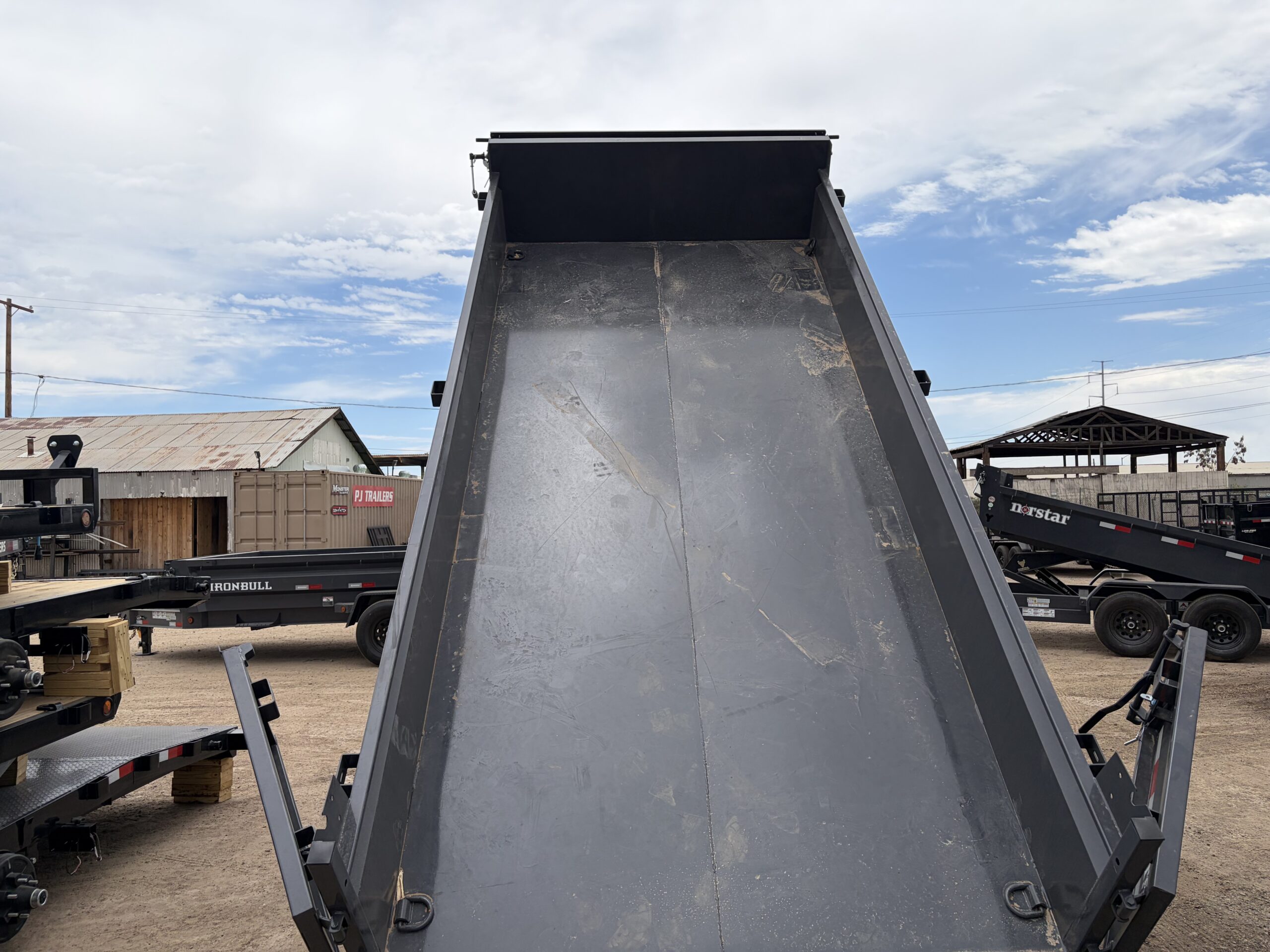 16x83 Norstar Tandem Axle Dump, 14K GVWR, 20" Sides - Image 8