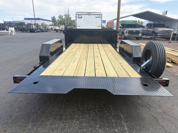 21x83 Tandem Axle, 17.6K GVWR, Side Dump Tilt, 24" Sides, Hydraulic Jack