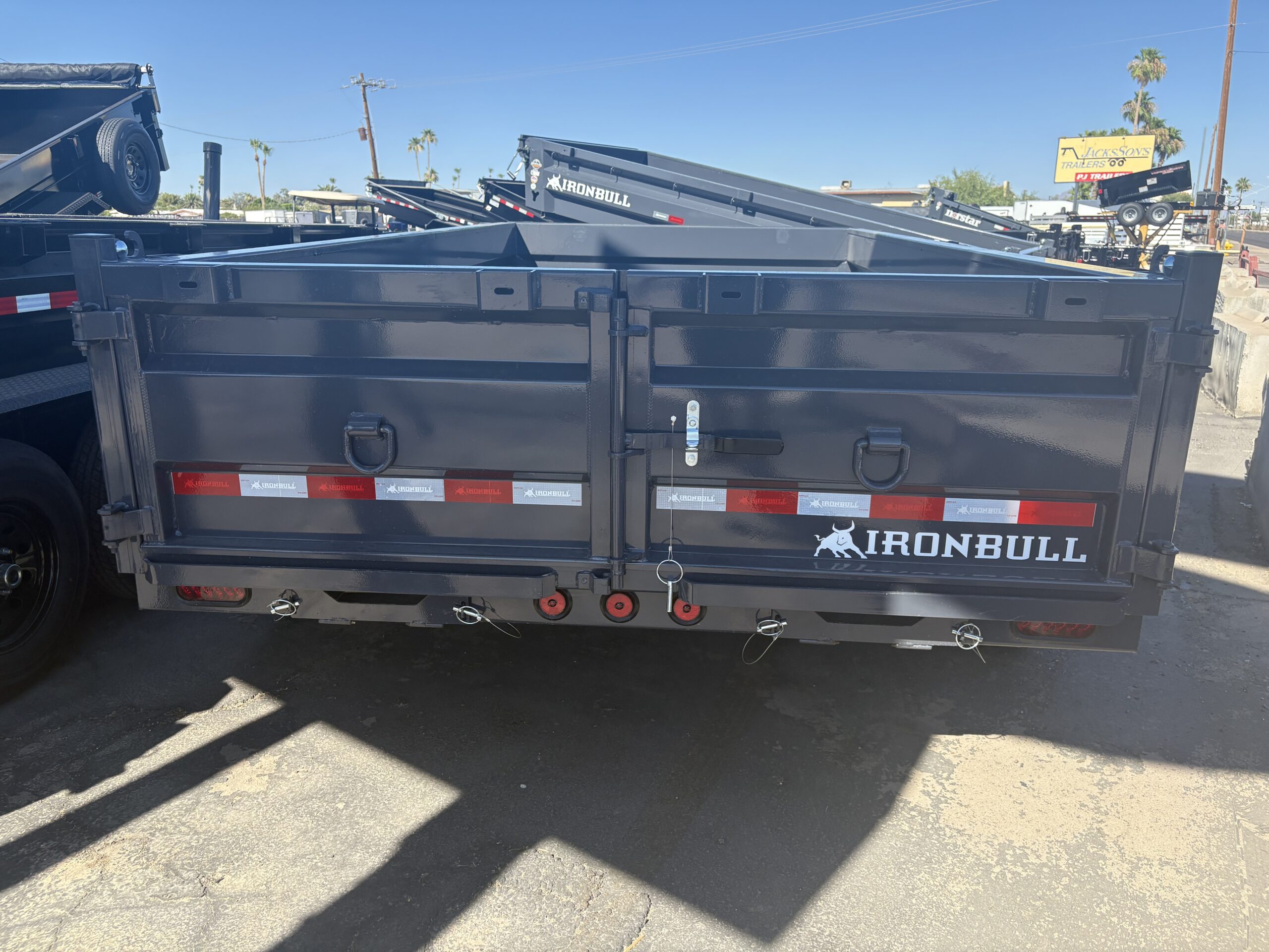 14x83 IronBull Tandem Axle Dump, 15K GVWR, 24" Sides - Image 4