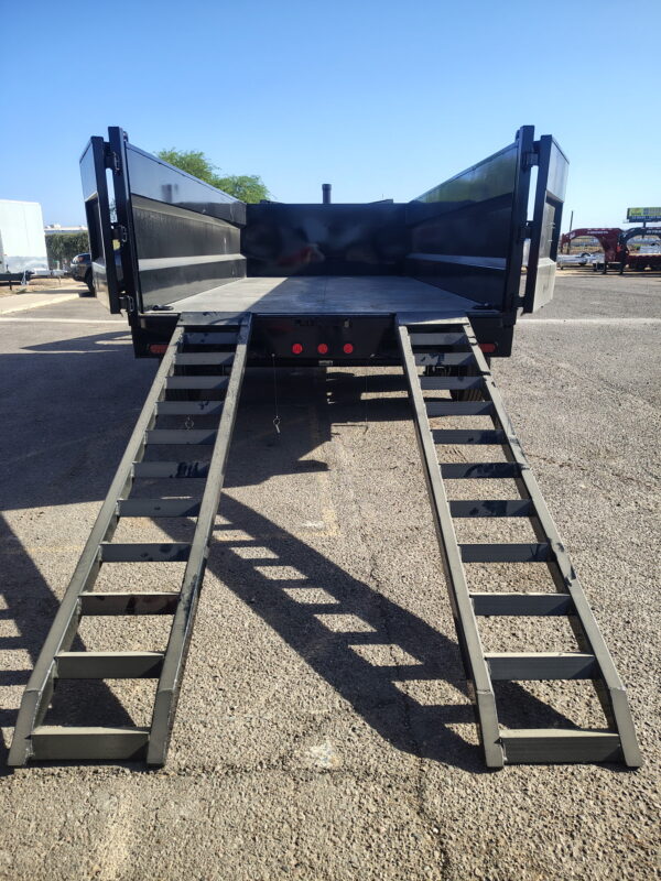 16x83 IronBull Gooseneck Dump, Tandem Axle, 22K GVWR, 36" Sides, Telescopic Cylinder, Hydraulic Jacks, 18 Ply Tires