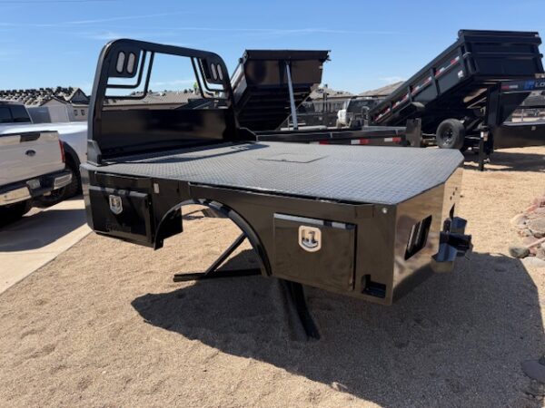Crownline SKD58 Skirted, Dual-Wheel, Long Bed, Black Boxes (8′ 6″ x 97″ - 58″ CTA)