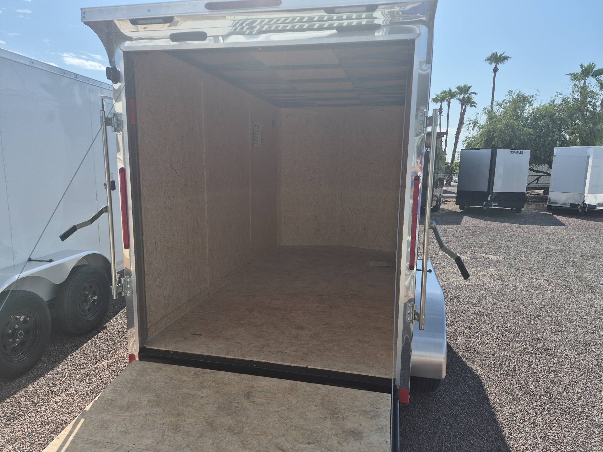 12x6 Indigo DLX, 7K GVWR, Ramp Door - Image 4