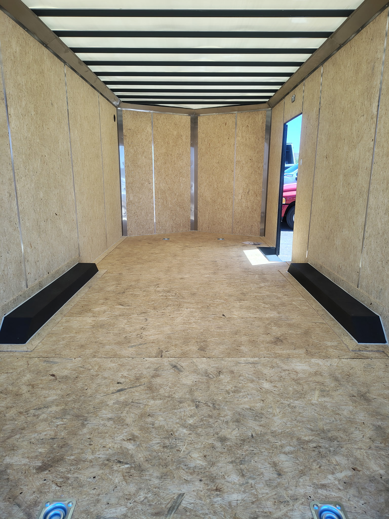 18x8.5 Jasper SE Car Hauler, 10K GVWR, Ramp Door - Image 11