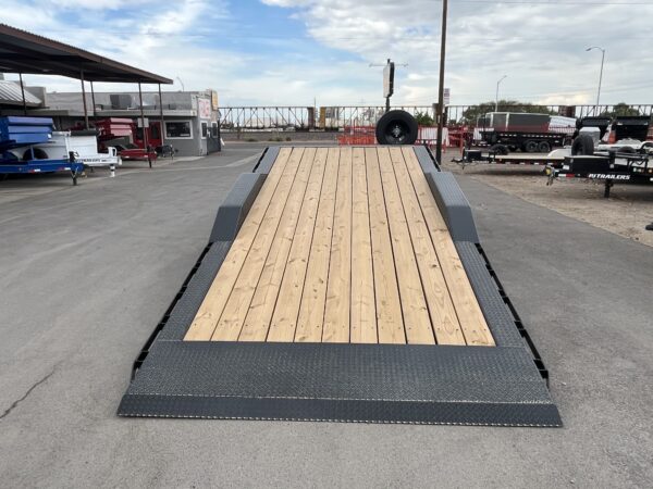 23x102 Tandem Axle, 17.6K GVWR, Wide Body Side Dump Tilt Bed, 24" Sides, Hydraulic Jack