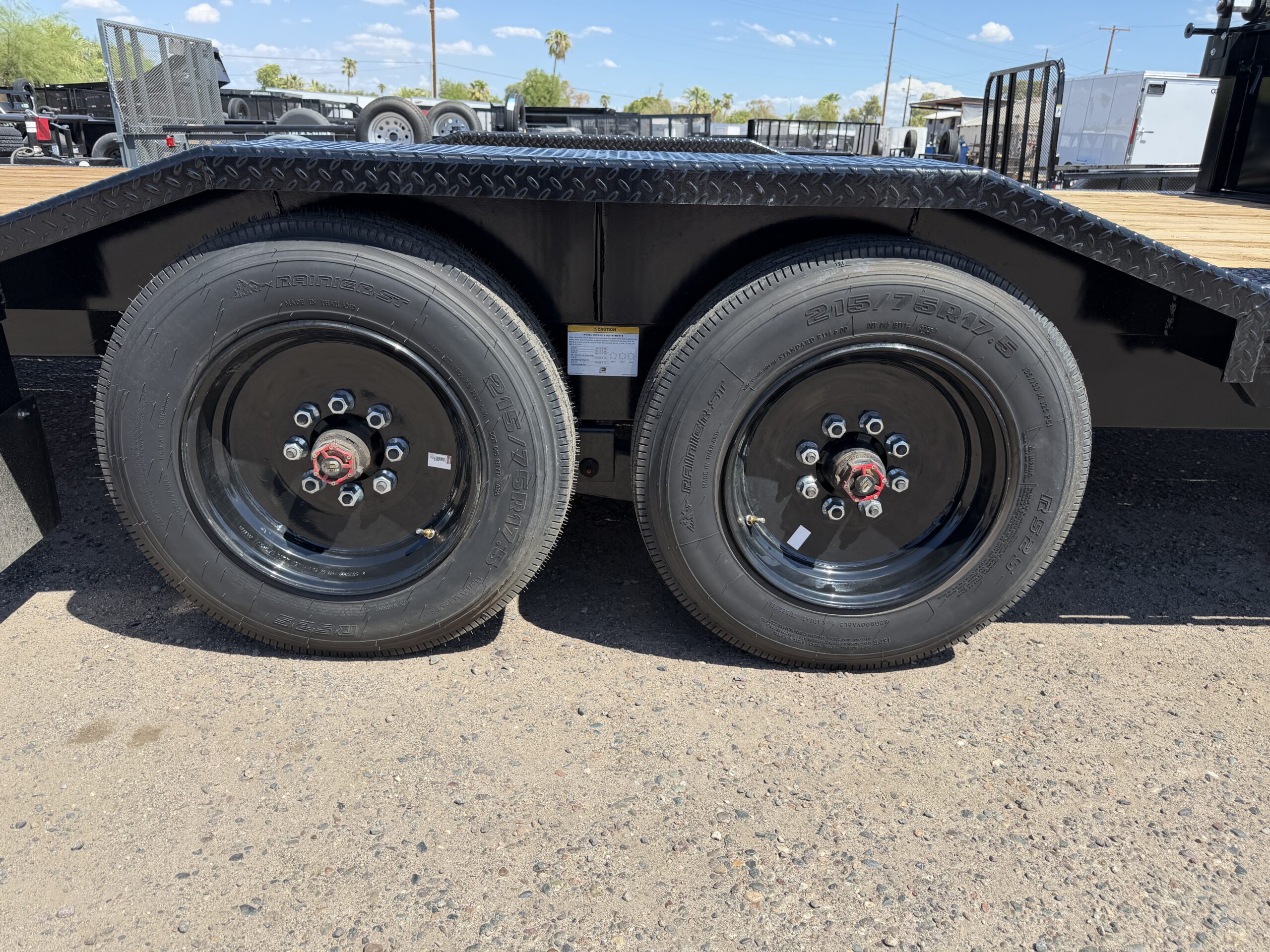 23x102 Tandem Axle, 17.6K GVWR, Wide Body Side Dump Tilt Bed, 24" Sides, Hydraulic Jack - Image 10