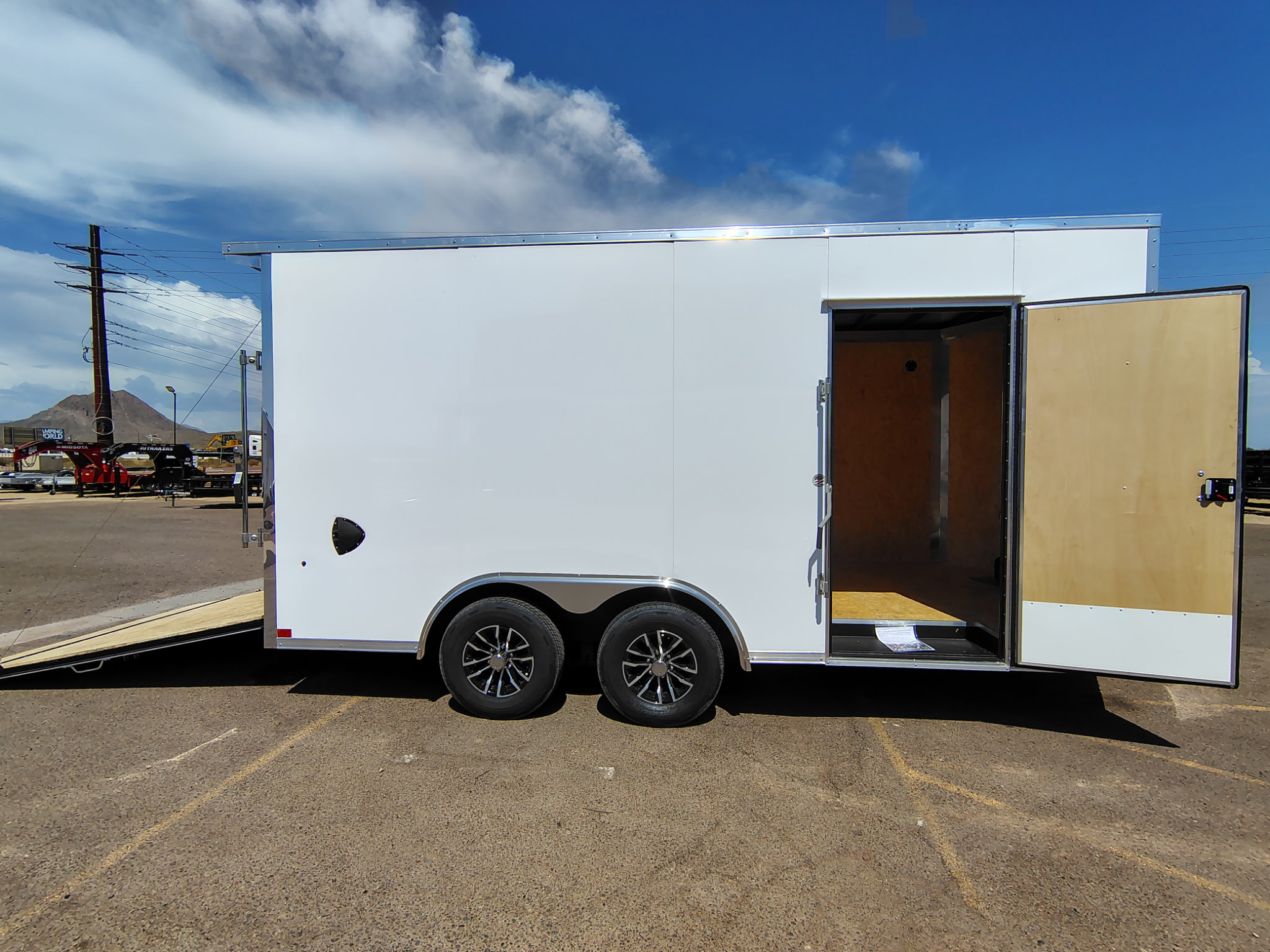16x8.5 Jasper SE, 10K GVWR, Ramp Door - Image 8