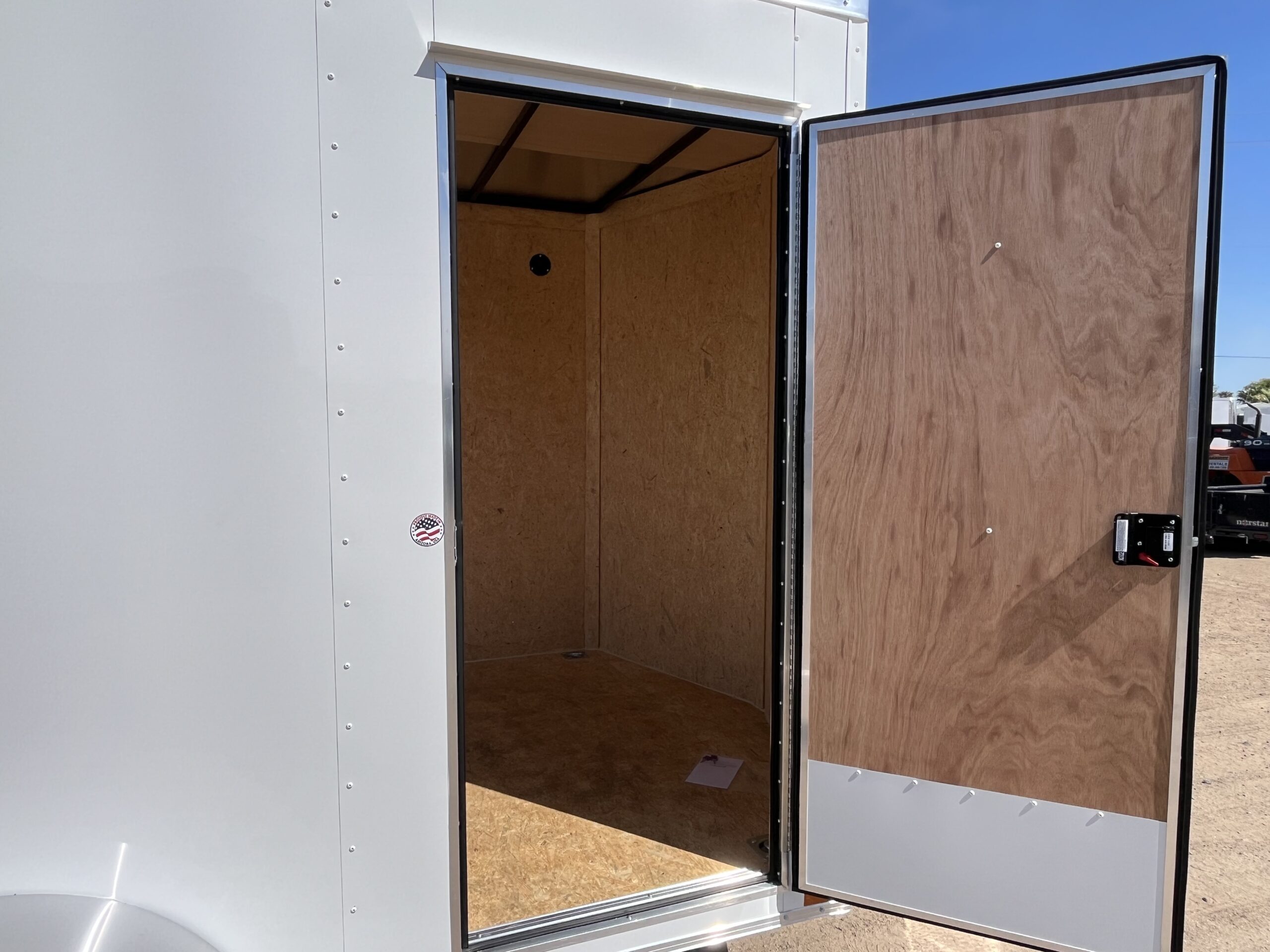 12x7 Indigo DLX, 7K GVWR, Ramp Door - Image 5