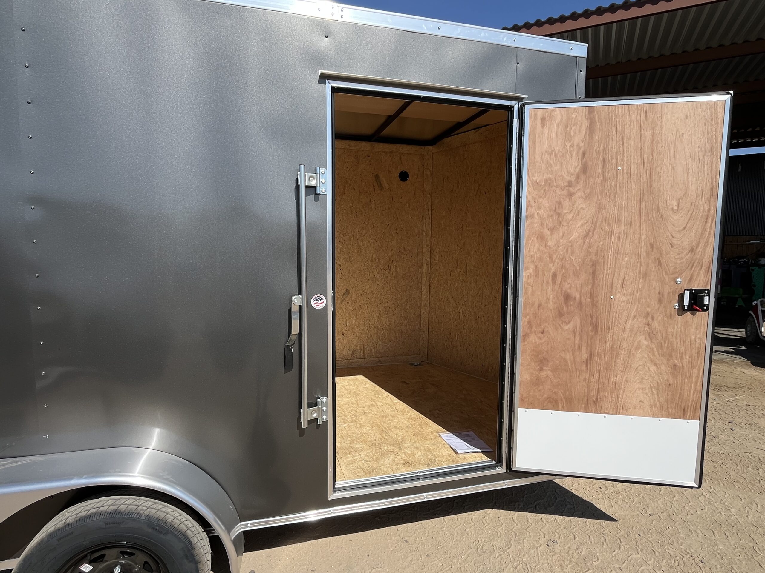 14x7 Indigo DLX, 7K GVWR, Ramp Door - Image 5