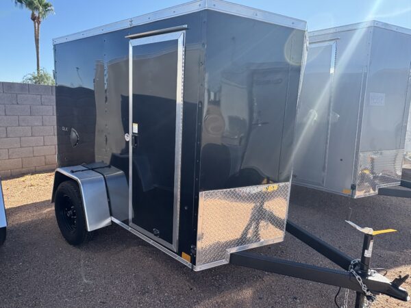 8x5 Indigo DLX, 3K GVWR, 24" Side Entry Door, Ramp Door