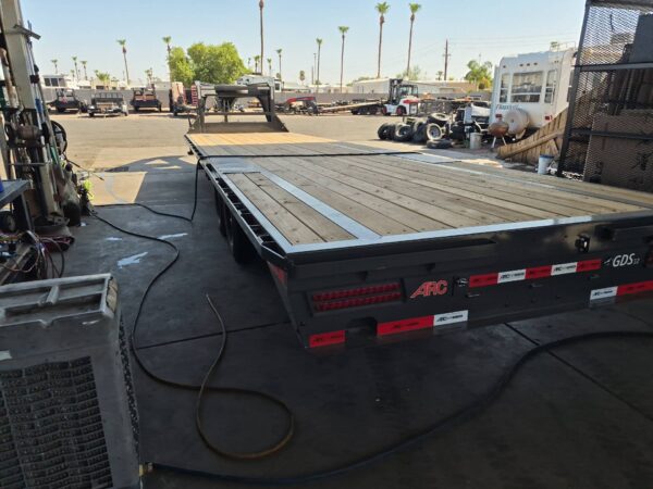 32x102 Gooseneck Flatbed Trailer, 15,680 GVWR, 14 Ply Tires