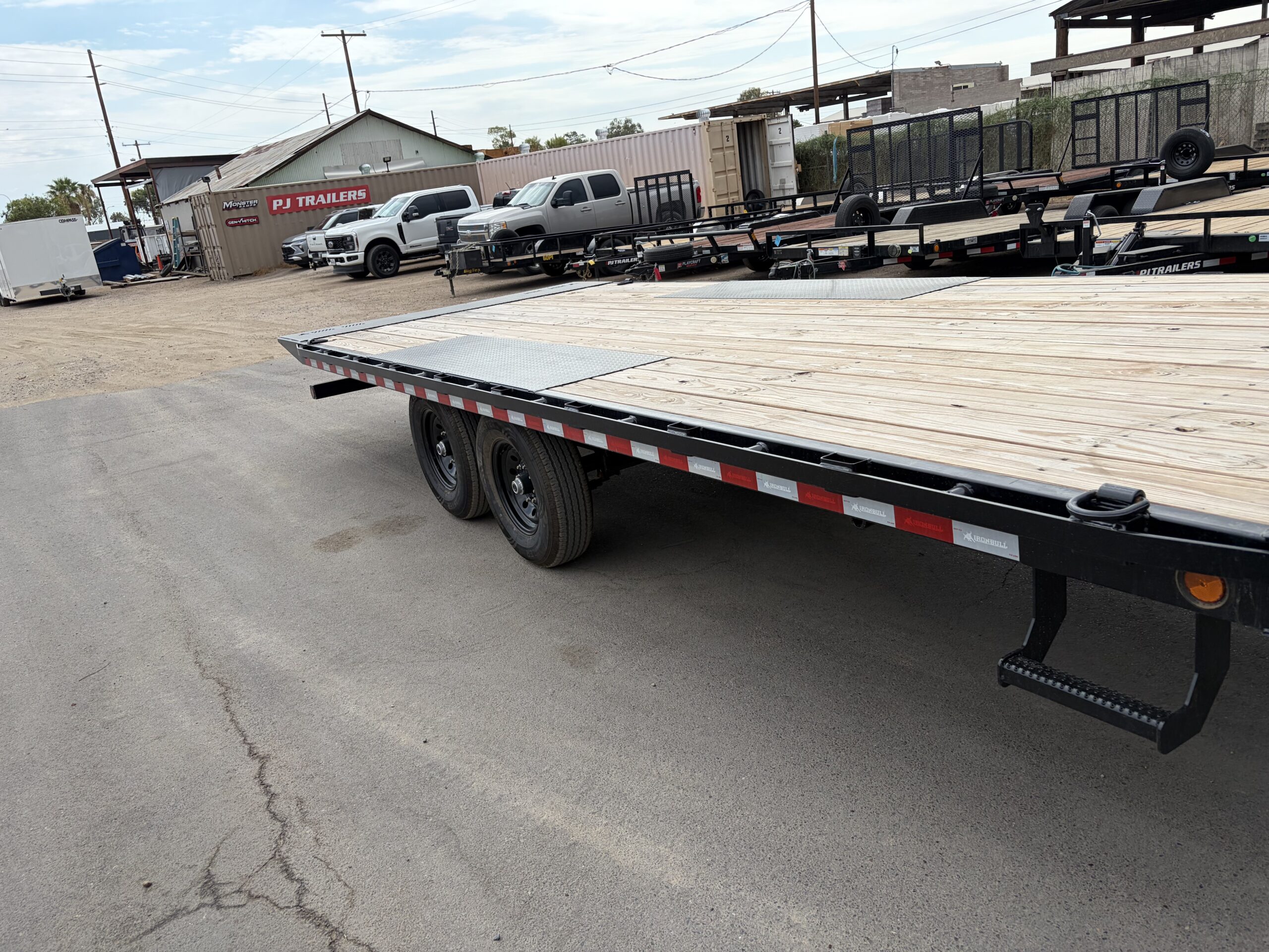 22x102 IronBull Deckover Tilt, Tandem Axle, 14K GVWR - Image 2