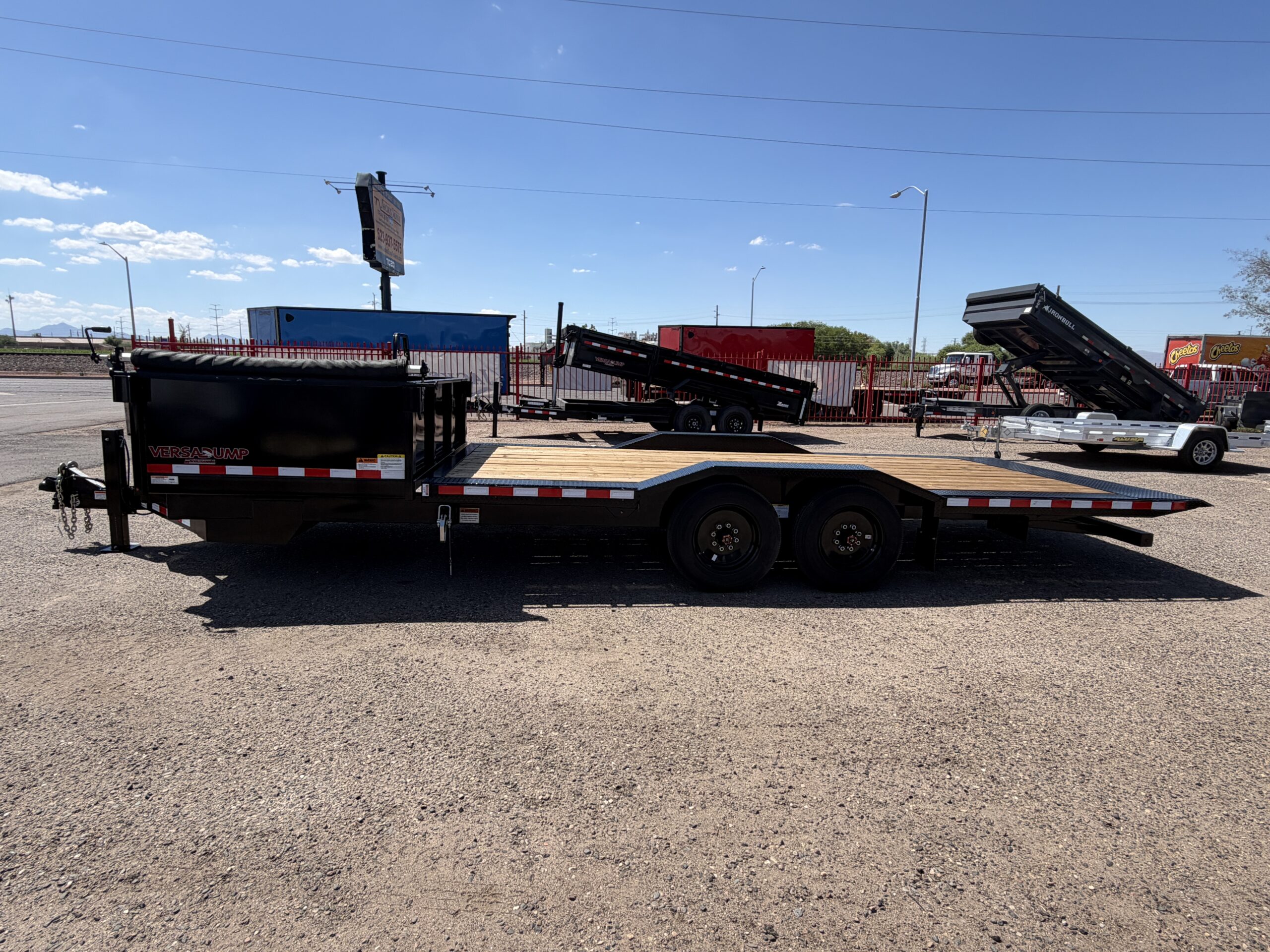 23x102 Tandem Axle, 17.6K GVWR, Wide Body Side Dump Tilt Bed, 24" Sides, Hydraulic Jack - Image 6