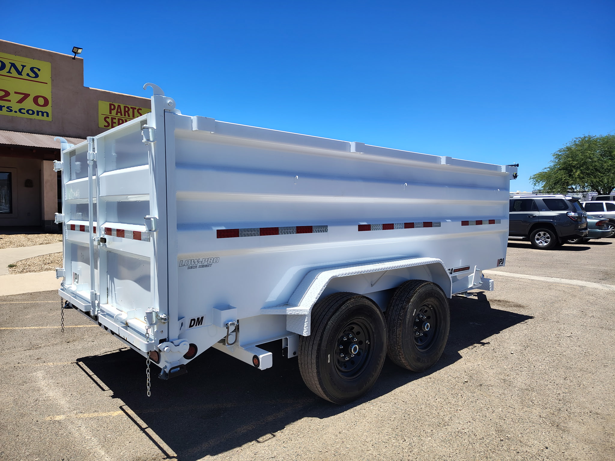 14x83 Tandem Axle, 15,400 GVWR, Low Pro Dump, 48" Sides - Image 11