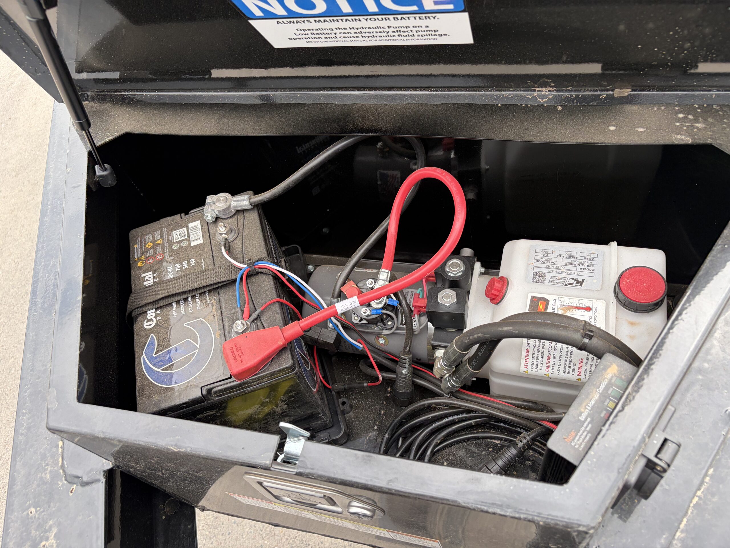 22x102 IronBull Deckover Tilt, Tandem Axle, 14K GVWR - Image 7