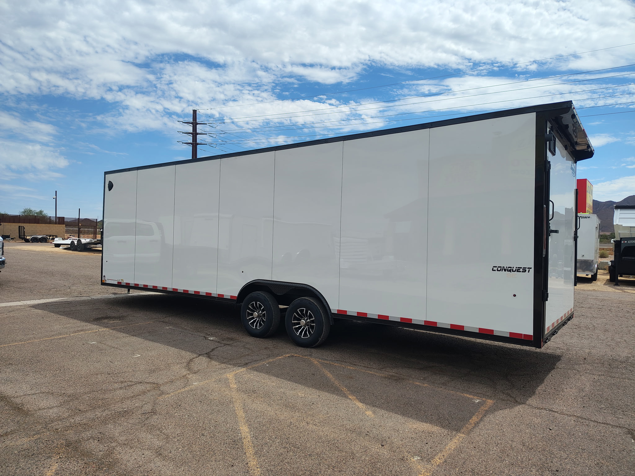 28x8.5 Conquest SE Flat Top Sloped V-Nose Enclosed Car Hauler, 10K GVWR, Ramp Door - Image 8