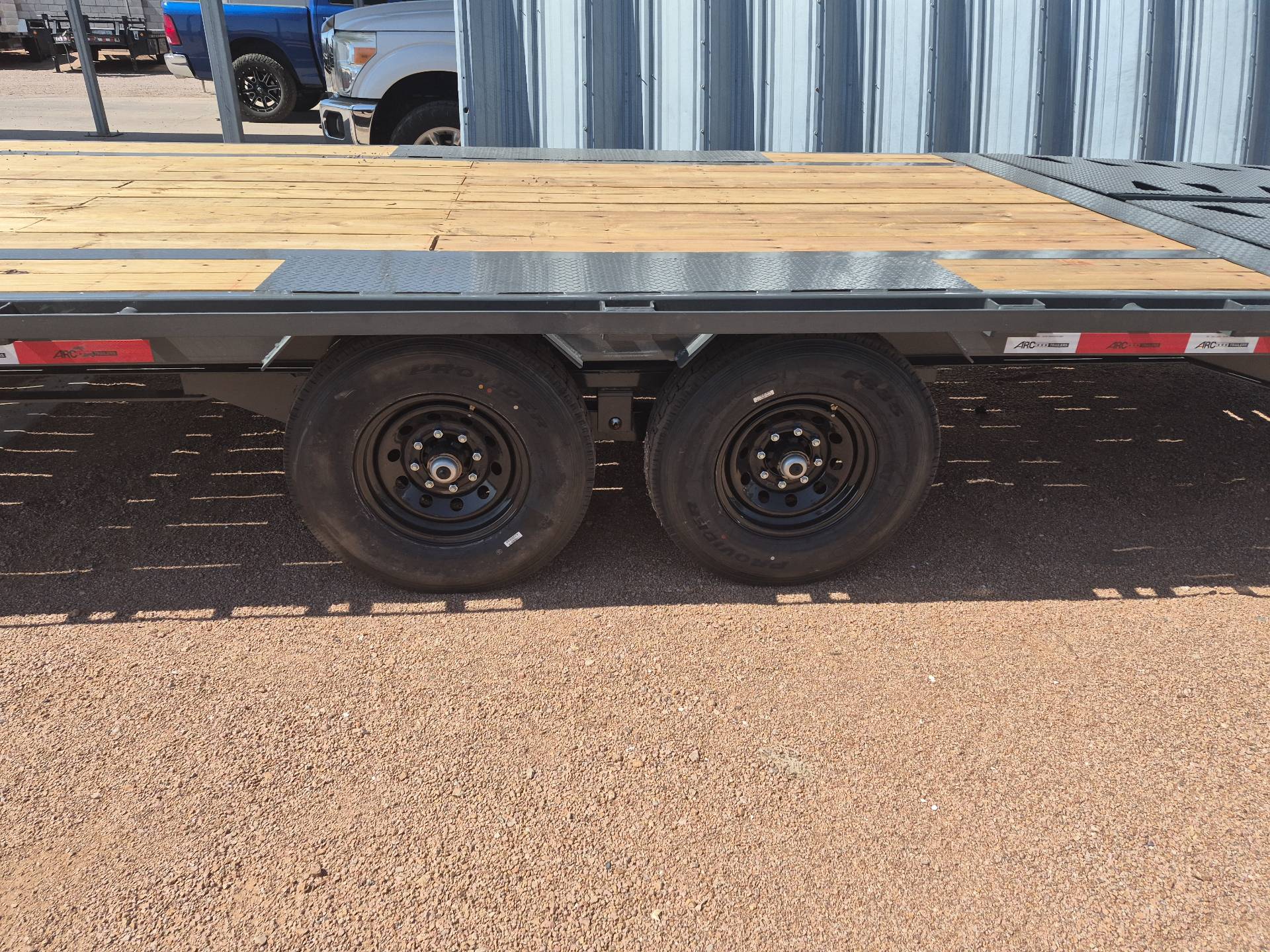 32x102 Gooseneck Flatbed Trailer, 15,680 GVWR, Mega Ramps, 14 Ply Tires - Image 3