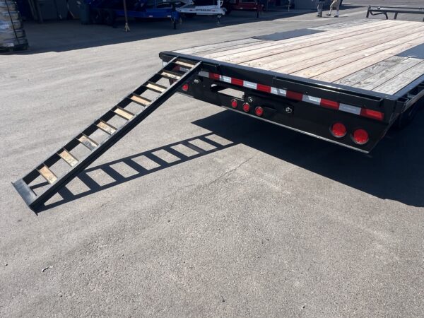 20x102 Tandem Axle Deckover, 14K GVWR, Slide-In Ramps