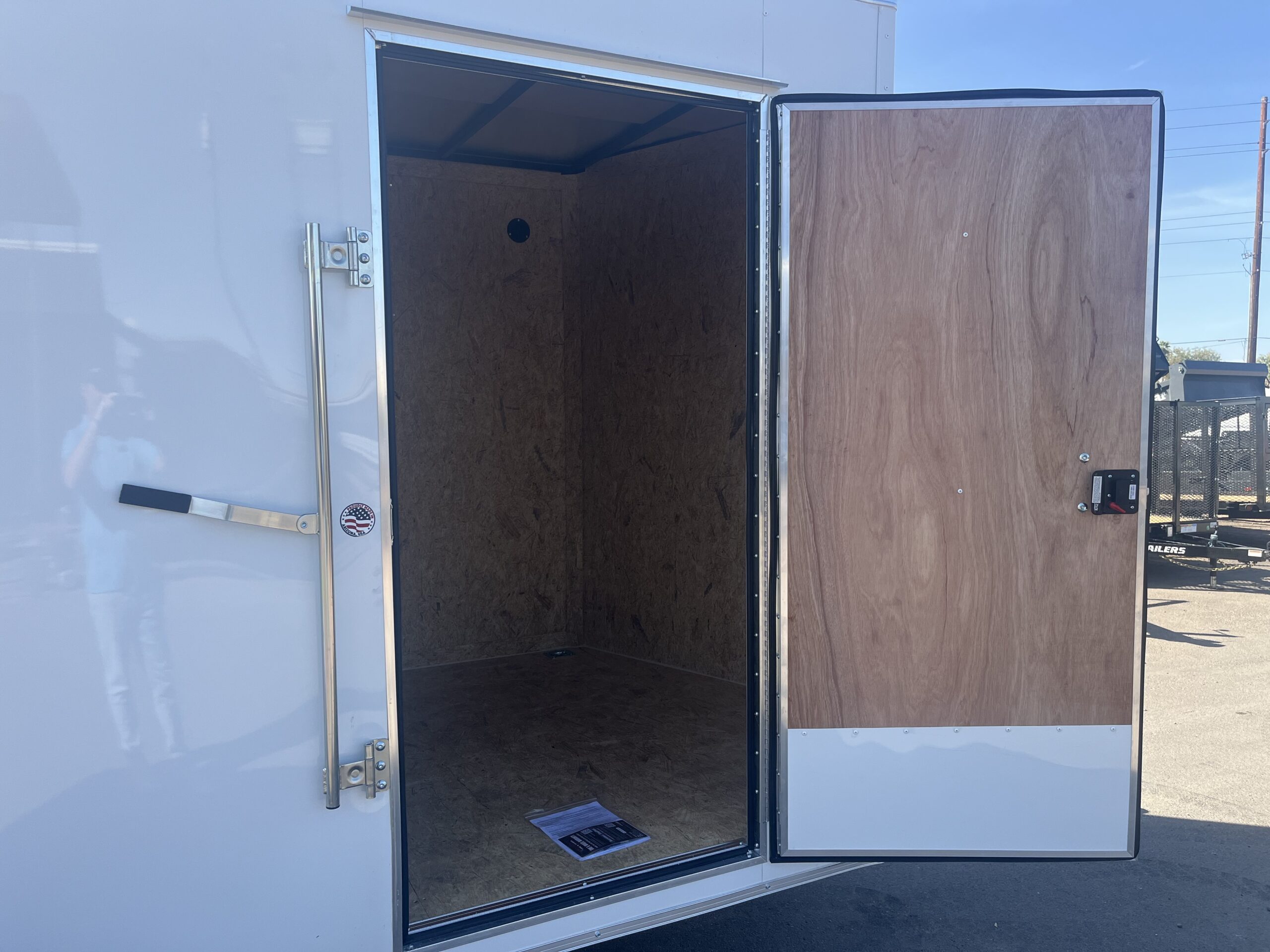 16x7 Indigo DLX, 7K GVWR, Ramp Door - Image 5