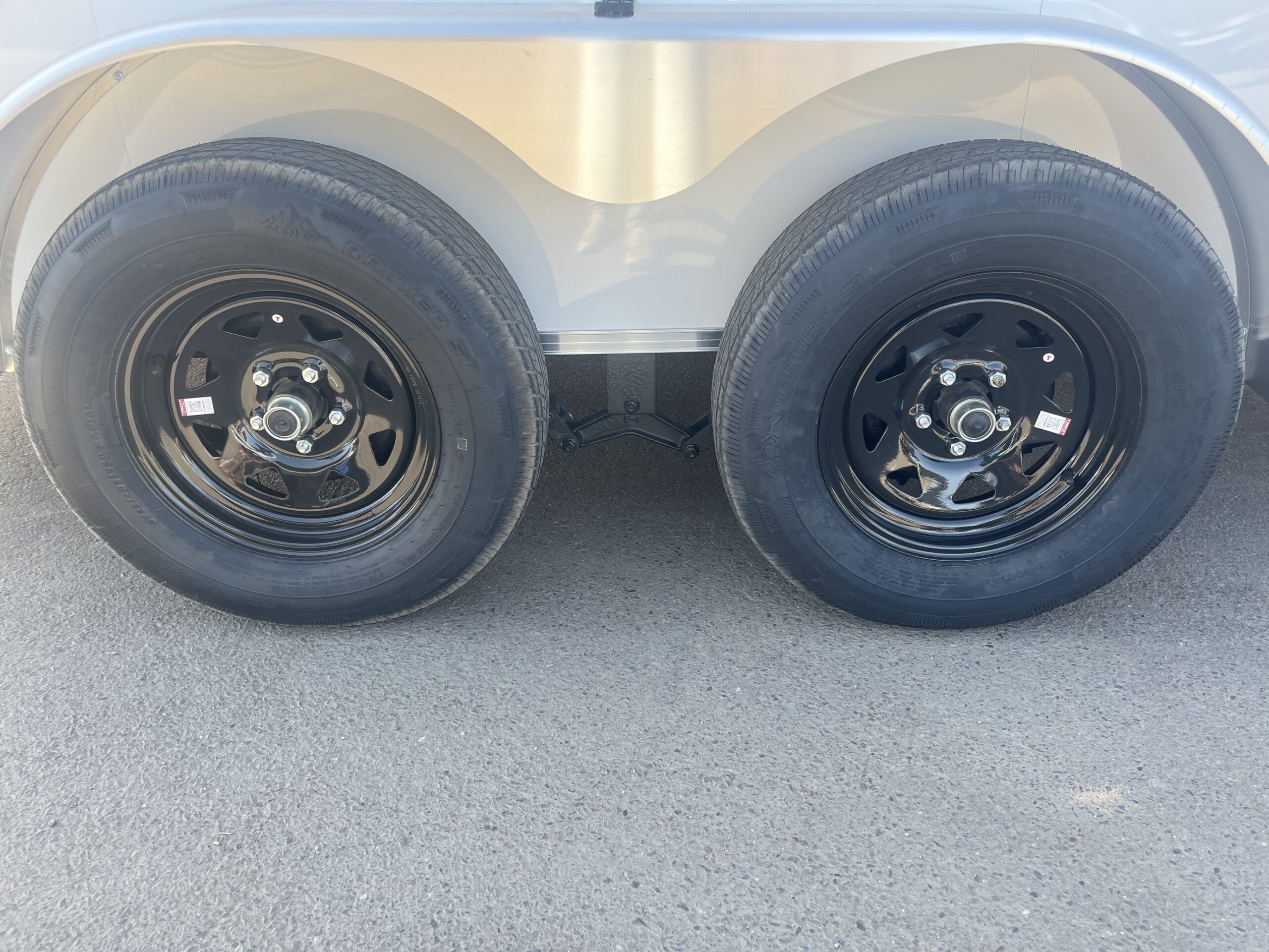 16x7 Indigo DLX, 7K GVWR, Ramp Door - Image 3