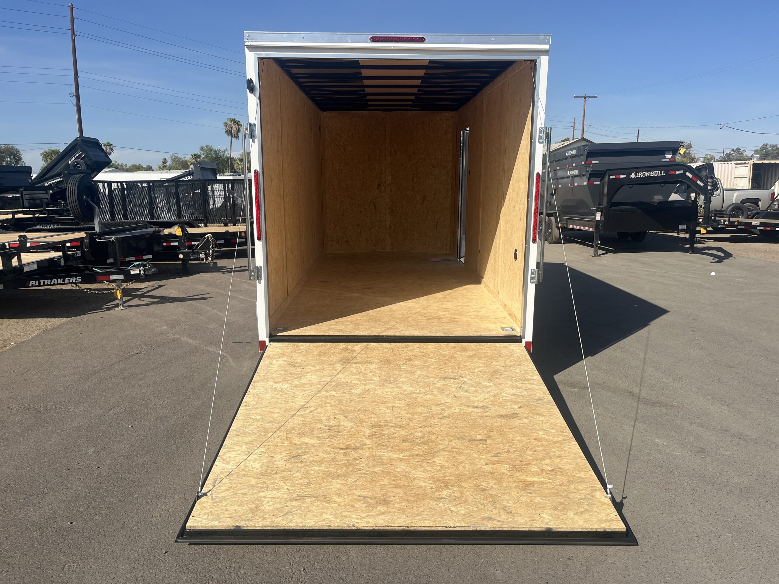 16x7 Indigo DLX, 7K GVWR, Ramp Door - Image 7