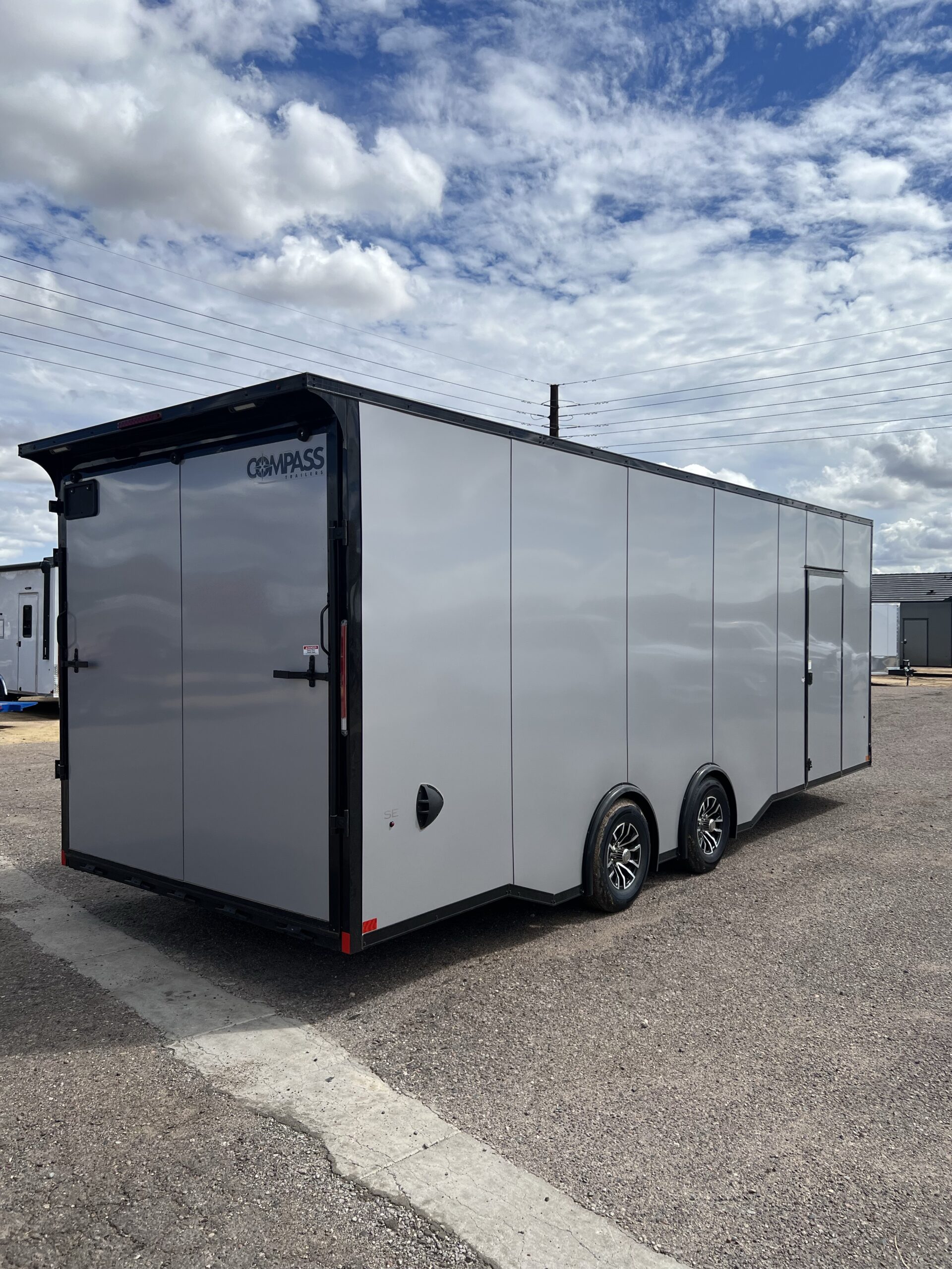 24x8.5 Jasper SE Car Hauler, 10K GVWR, White Vinyl Walls/Ceiling, Stabilizer Jacks, Ramp Door - Image 6