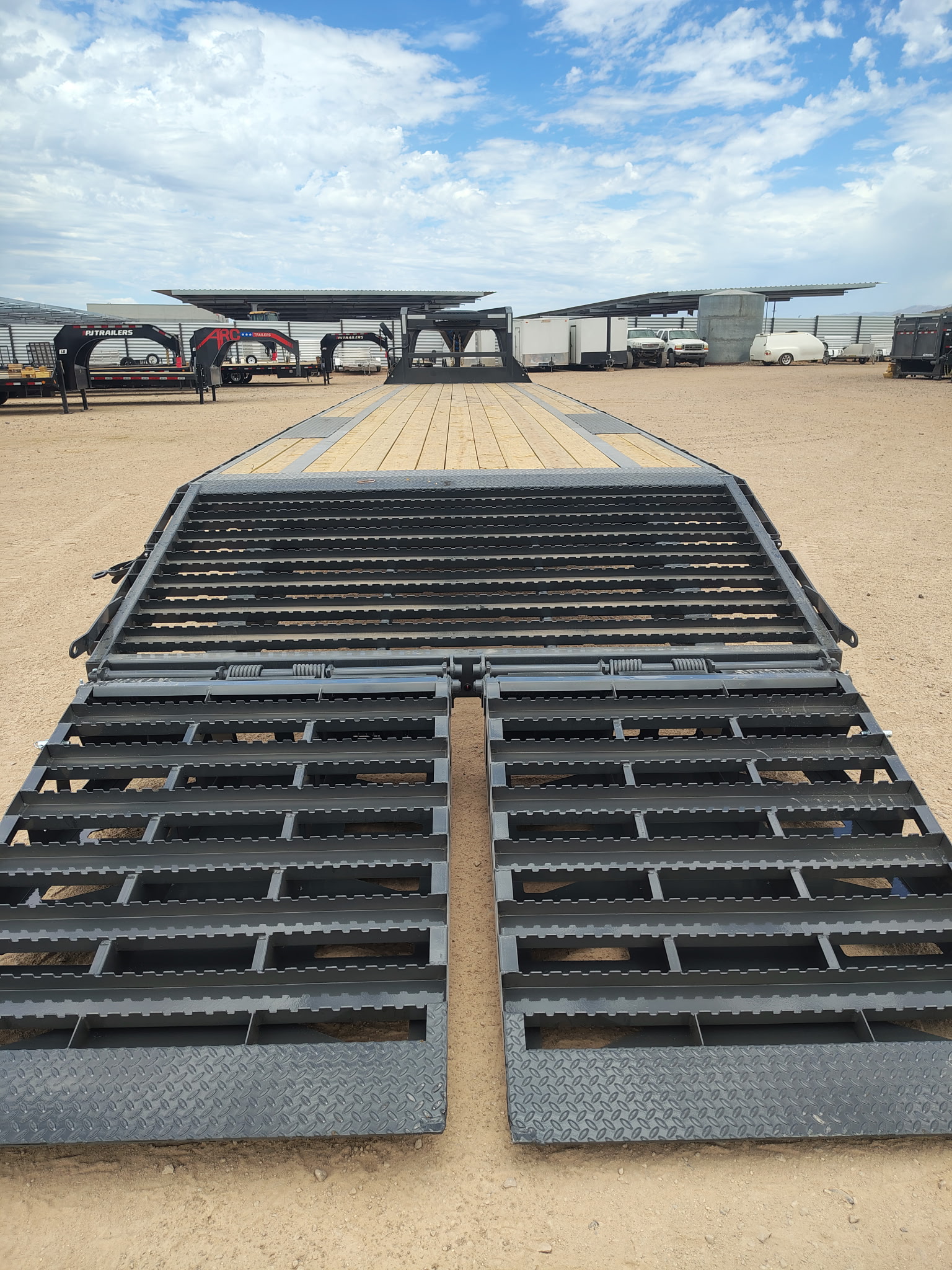 40x102 Gooseneck Flatbed Trailer, 15,680 GVWR, Mega Ramps, 14 Ply Tires - Image 6