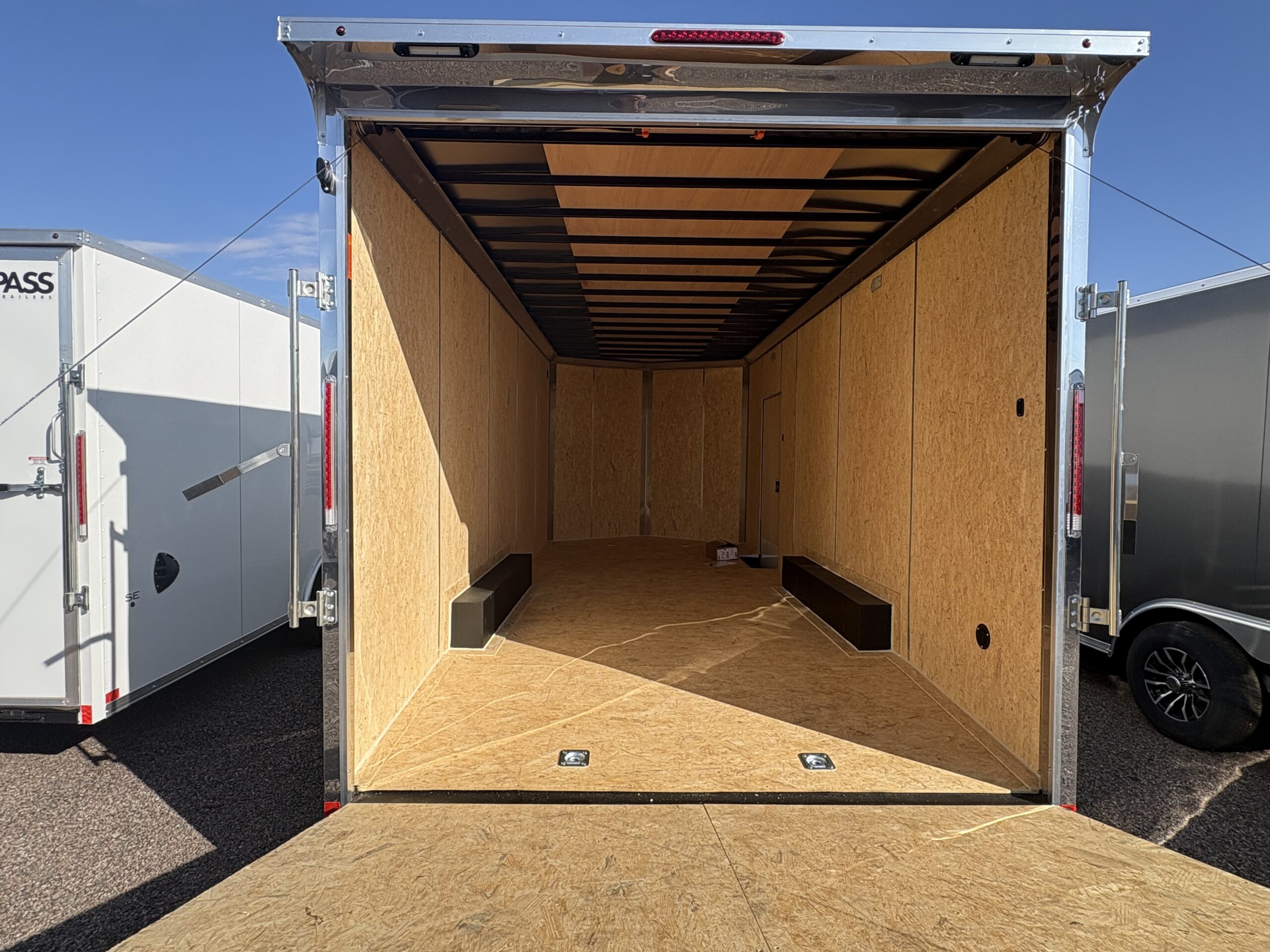 20x8.5 Jasper SE Car Hauler, 10K GVWR, Ramp Door - Image 5