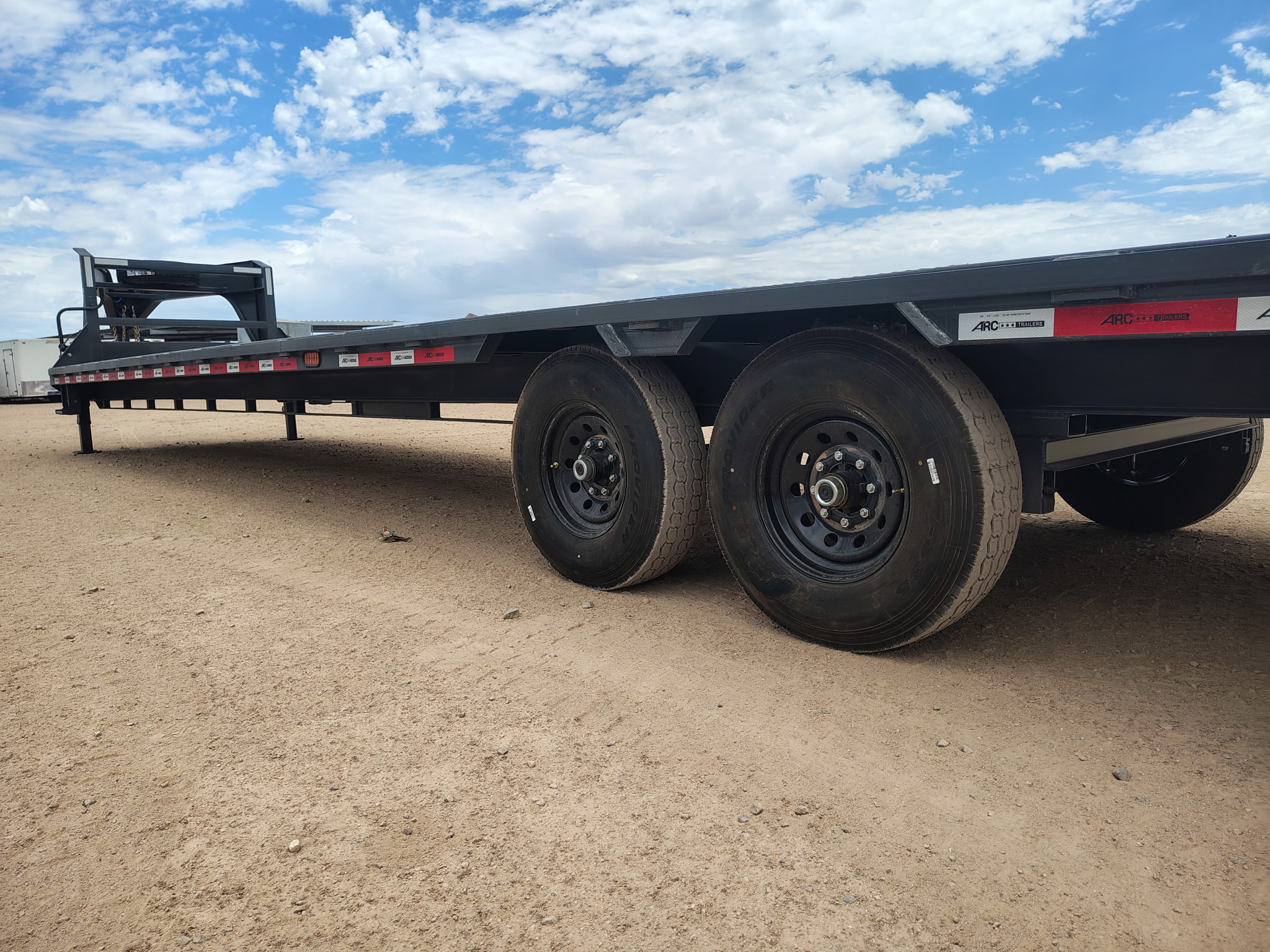 40x102 Gooseneck Flatbed Trailer, 15,680 GVWR, Mega Ramps, 14 Ply Tires - Image 3