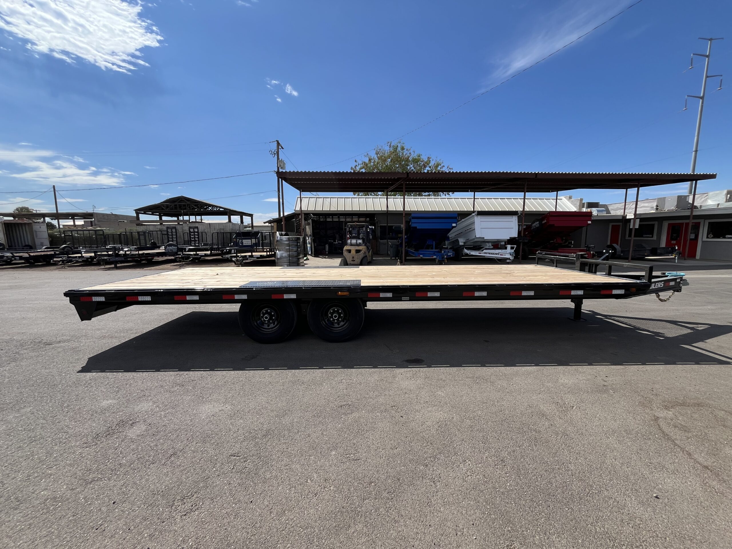 24x102 Tandem Axle Deckover, 14K GVWR, Slide In Ramps, 14 Ply Tires - Image 3