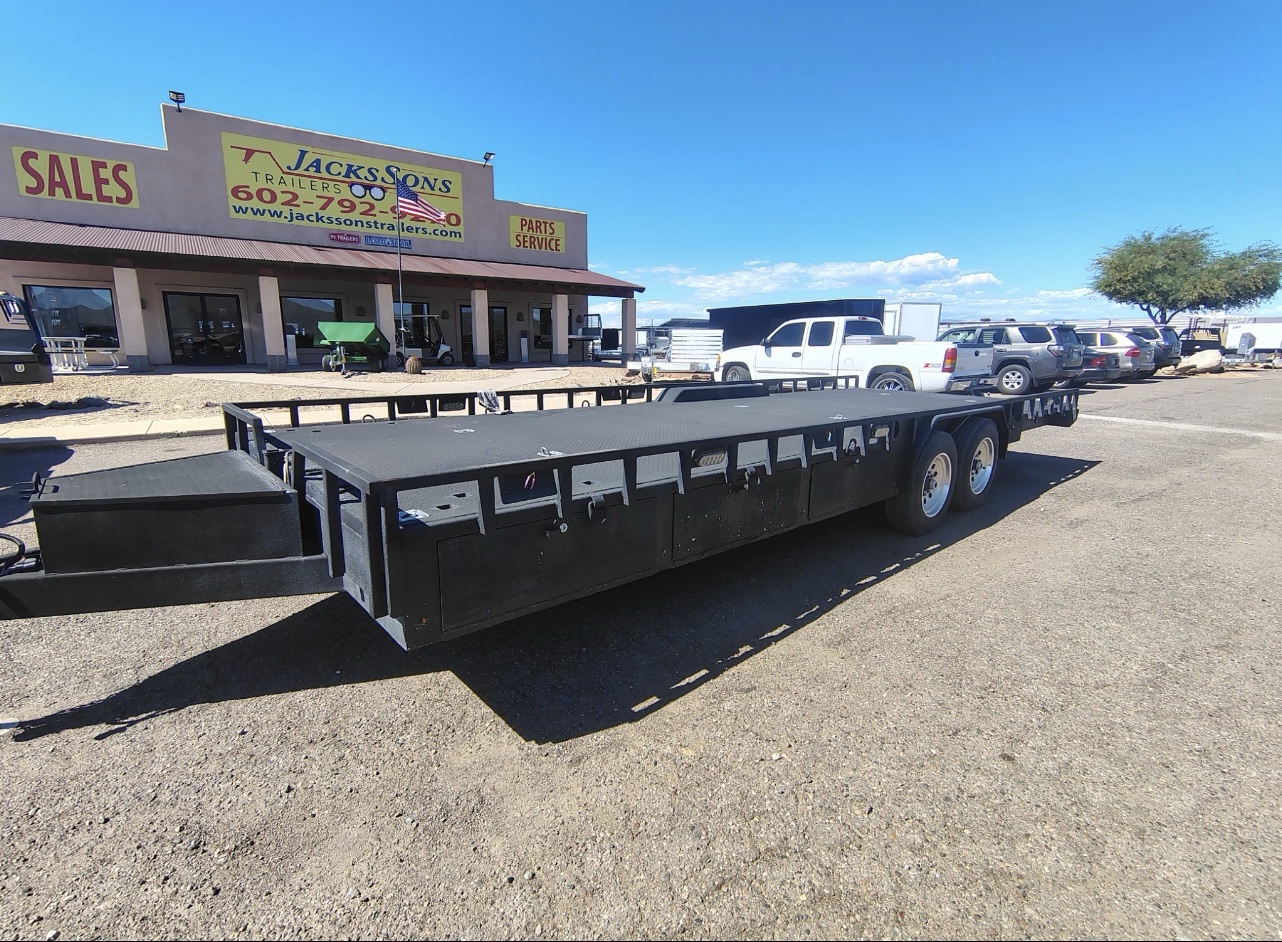 24x102" Ironbull Gooseneck, Tandem Axle, Deckover Tilt, 14K GVWR - Image 2