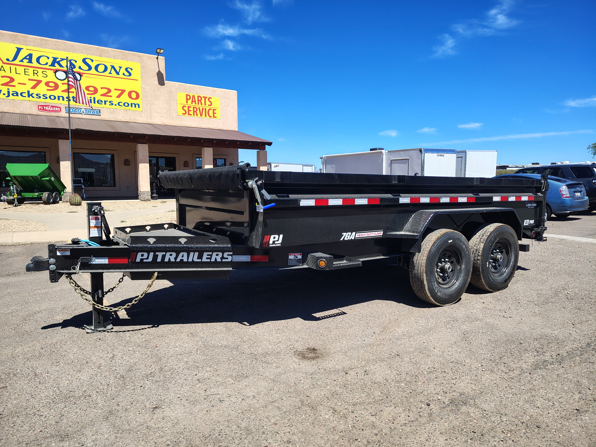 14x83 Tandem Axle, 15,400 GVWR, Low Pro Dump, 24" Sides, Solar Charger, 14 Ply Tires - Image 8
