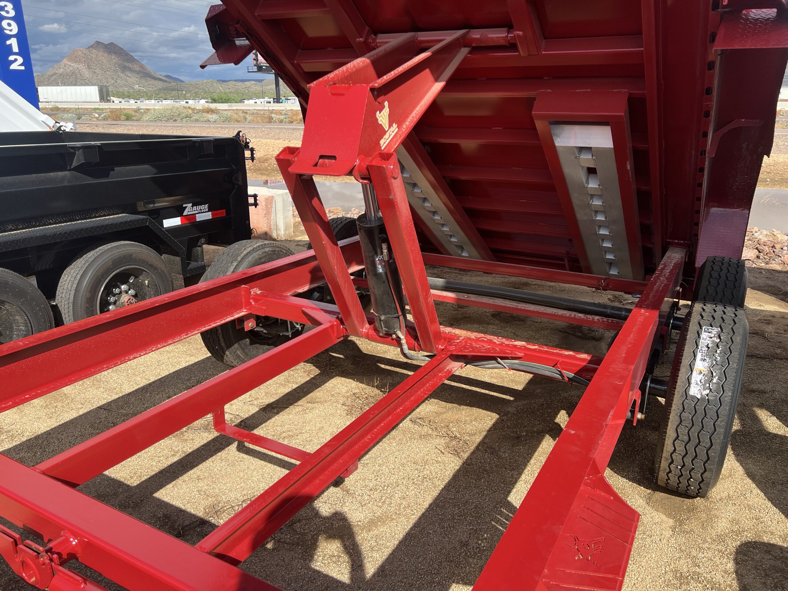14x83 IronBull Tandem Axle Dump, 14K GVWR, 36" Sides, 14 Ply Tires *America 250 Edition* - Image 8