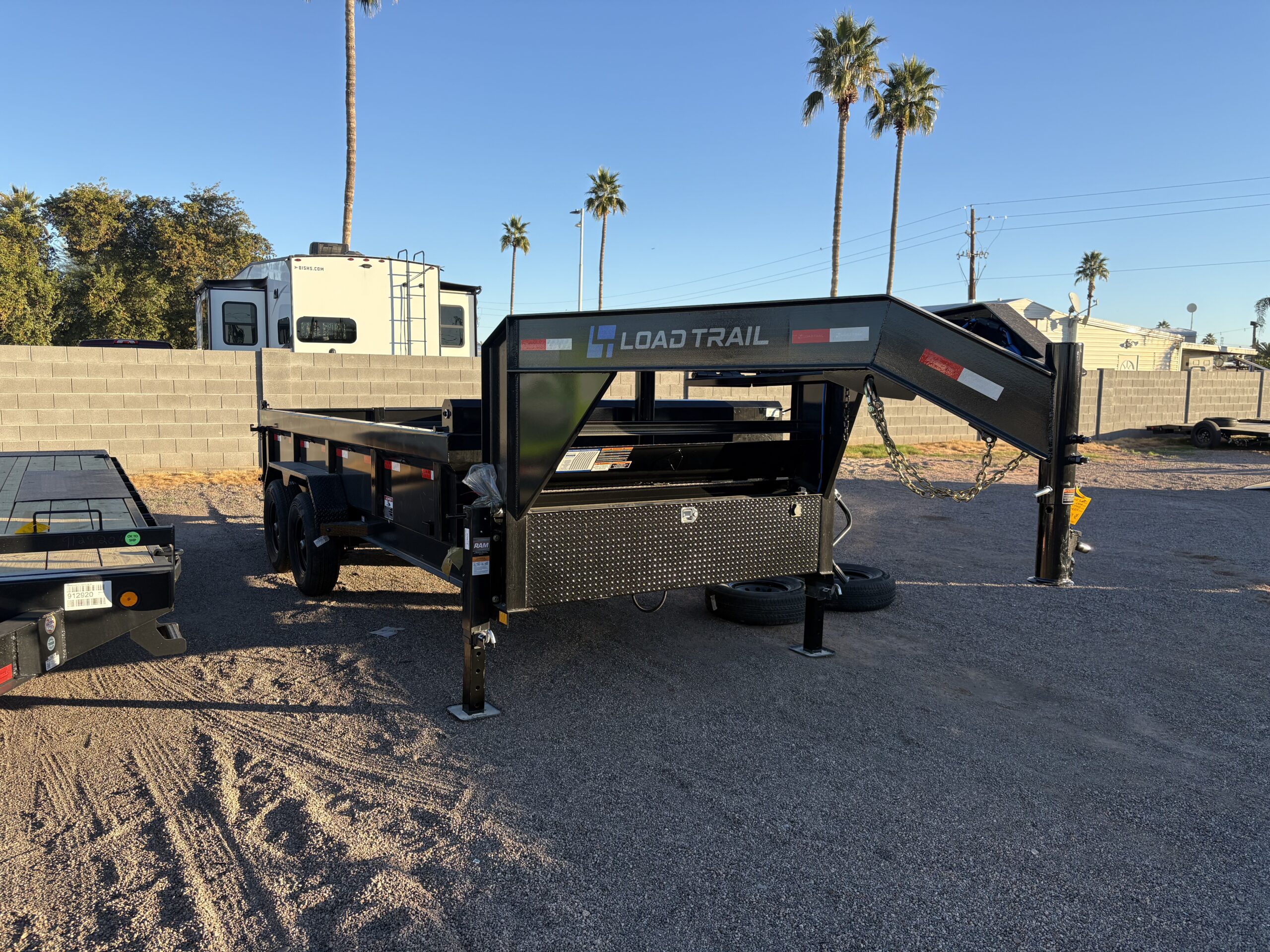16x83 Gooseneck, Tandem Axle, 14 GVWR, Low-Pro Dump, 24" Sides - Image 2