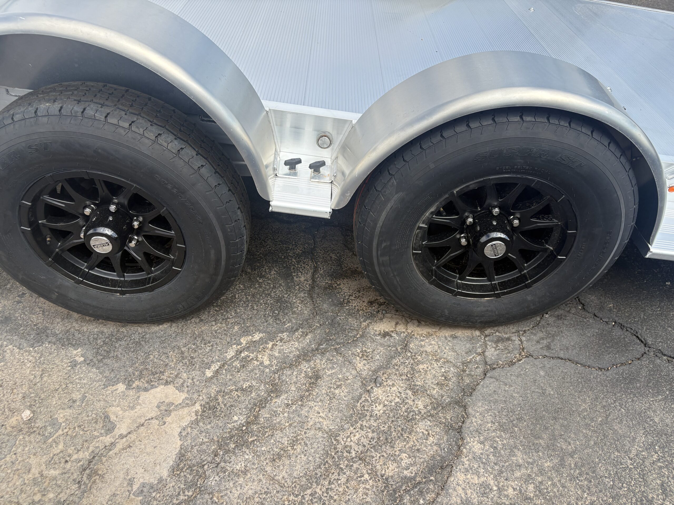 20x82 All Aluminum, 10K GVWR, Tandem Axle, XL Tilt w/ Cargo Box (8220H-XL-TILT-TA-EL-RTD-CB) - Image 6