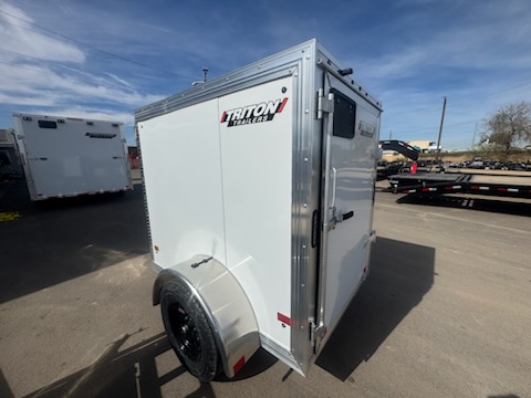 06x4 All Aluminum, NXT Enclosed, 2K GVWR, Swing Door - Image 2