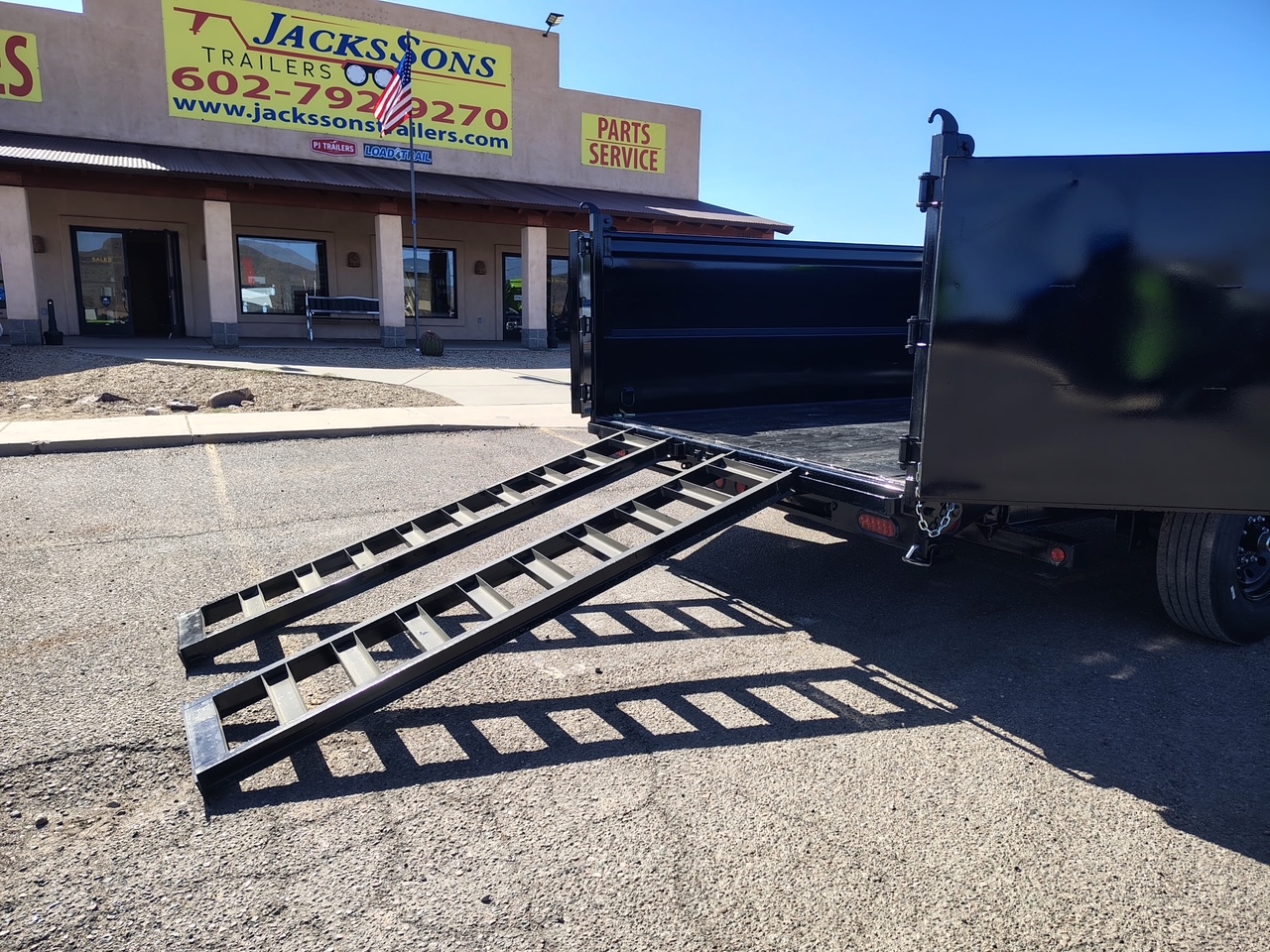 14x83 Tandem Axle, 15,400 GVWR, Low Pro Dump, 36" Sides, 14 Ply Tires - Image 3