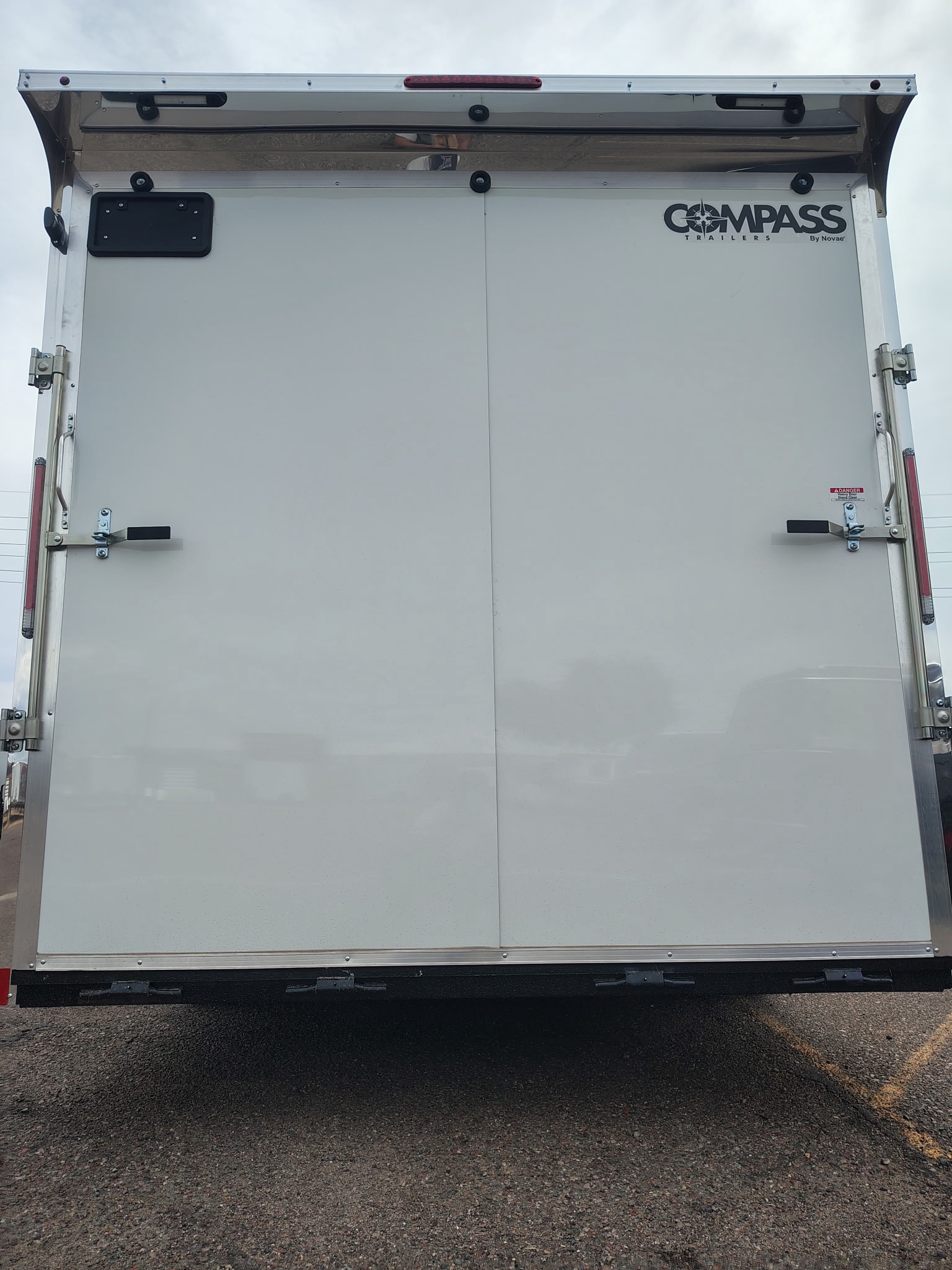 20x8.5 Jasper SE Car Hauler, 10K GVWR, Ramp Door - Image 2