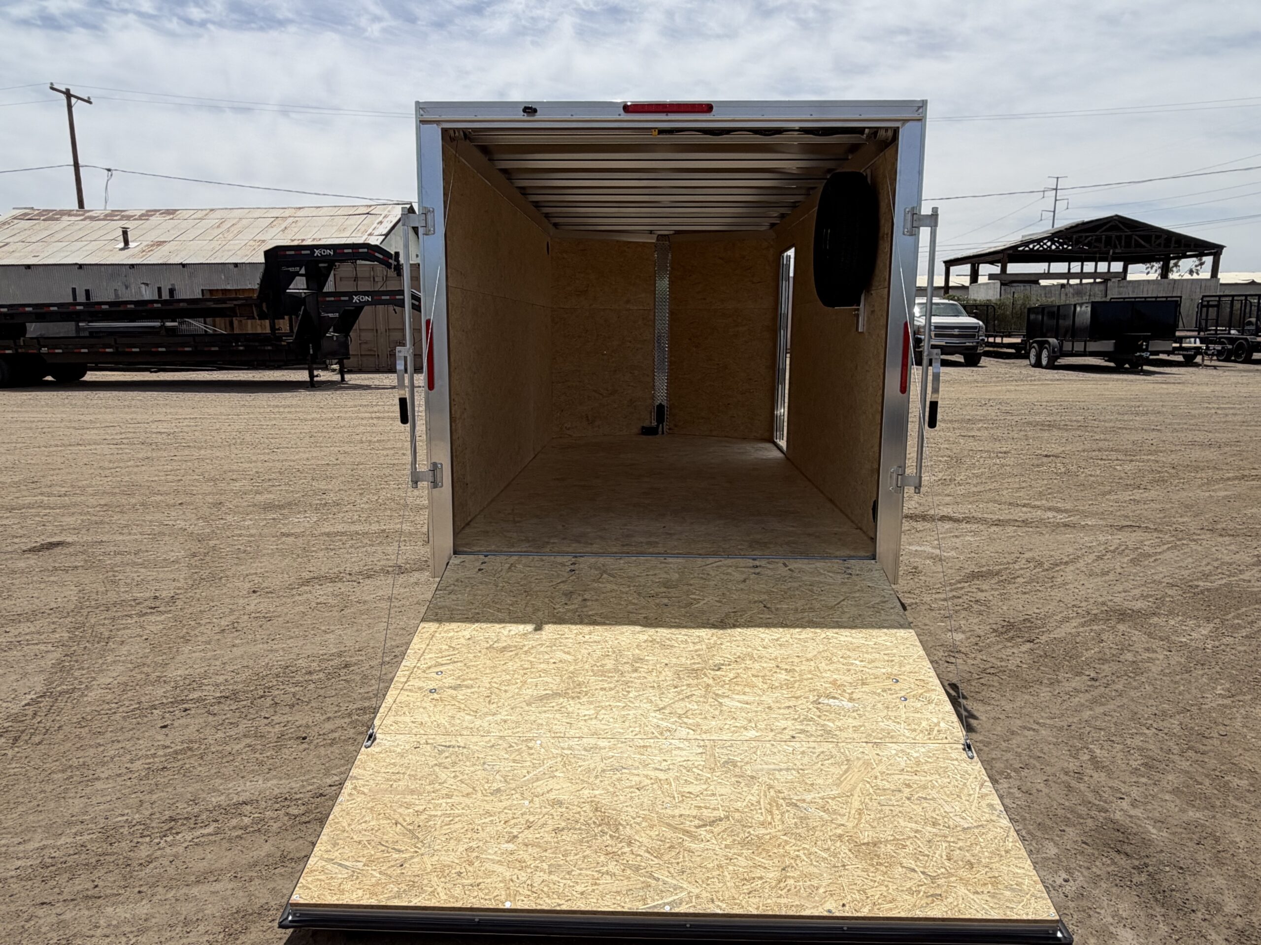 14x7 All Aluminum XLT-P Enclosed, 7K GVWR, Side Door, Ramp Door - Image 7
