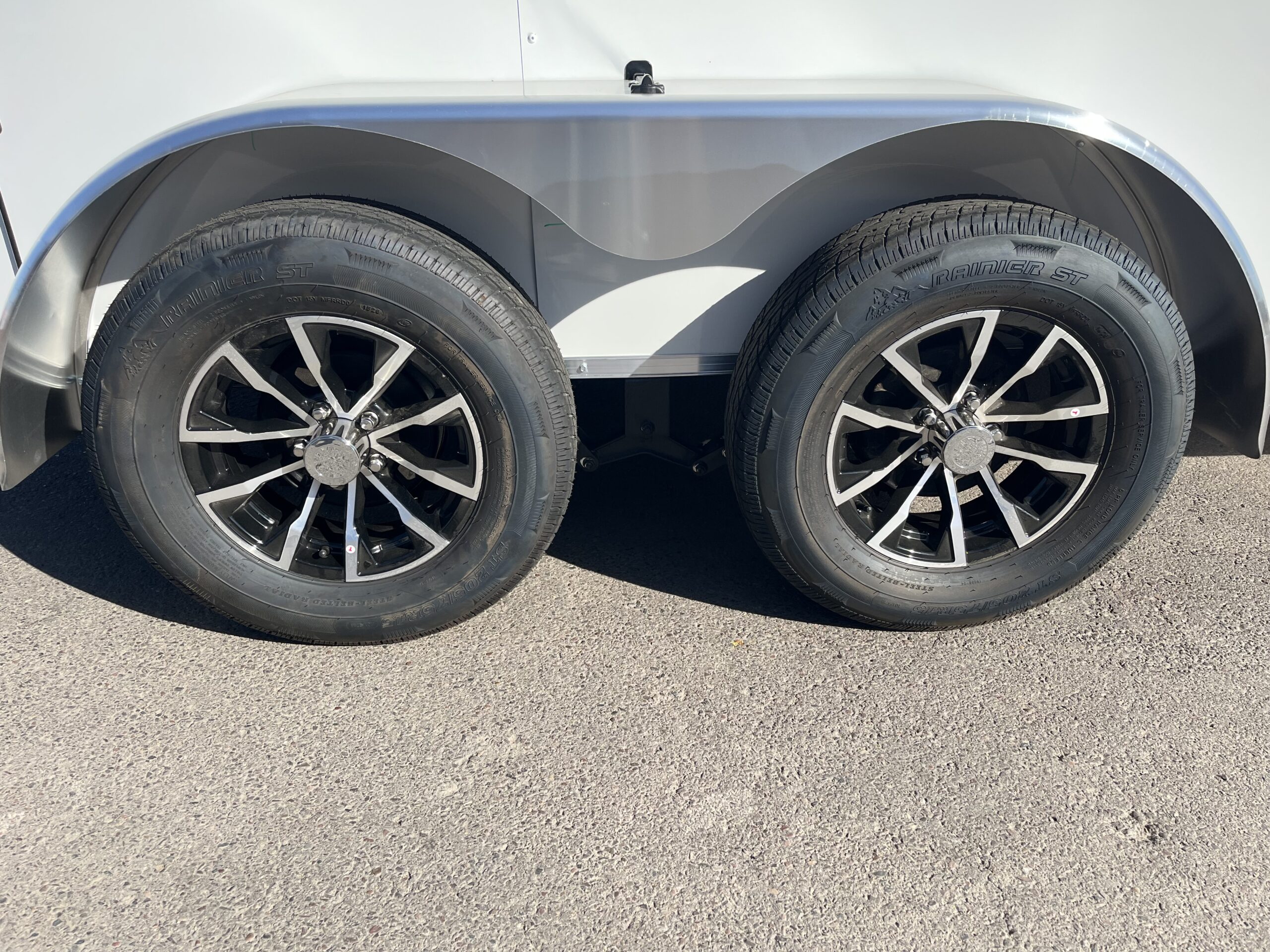 12x6 Indigo DLX, 7K GVWR, Rear Double Doors - Image 3