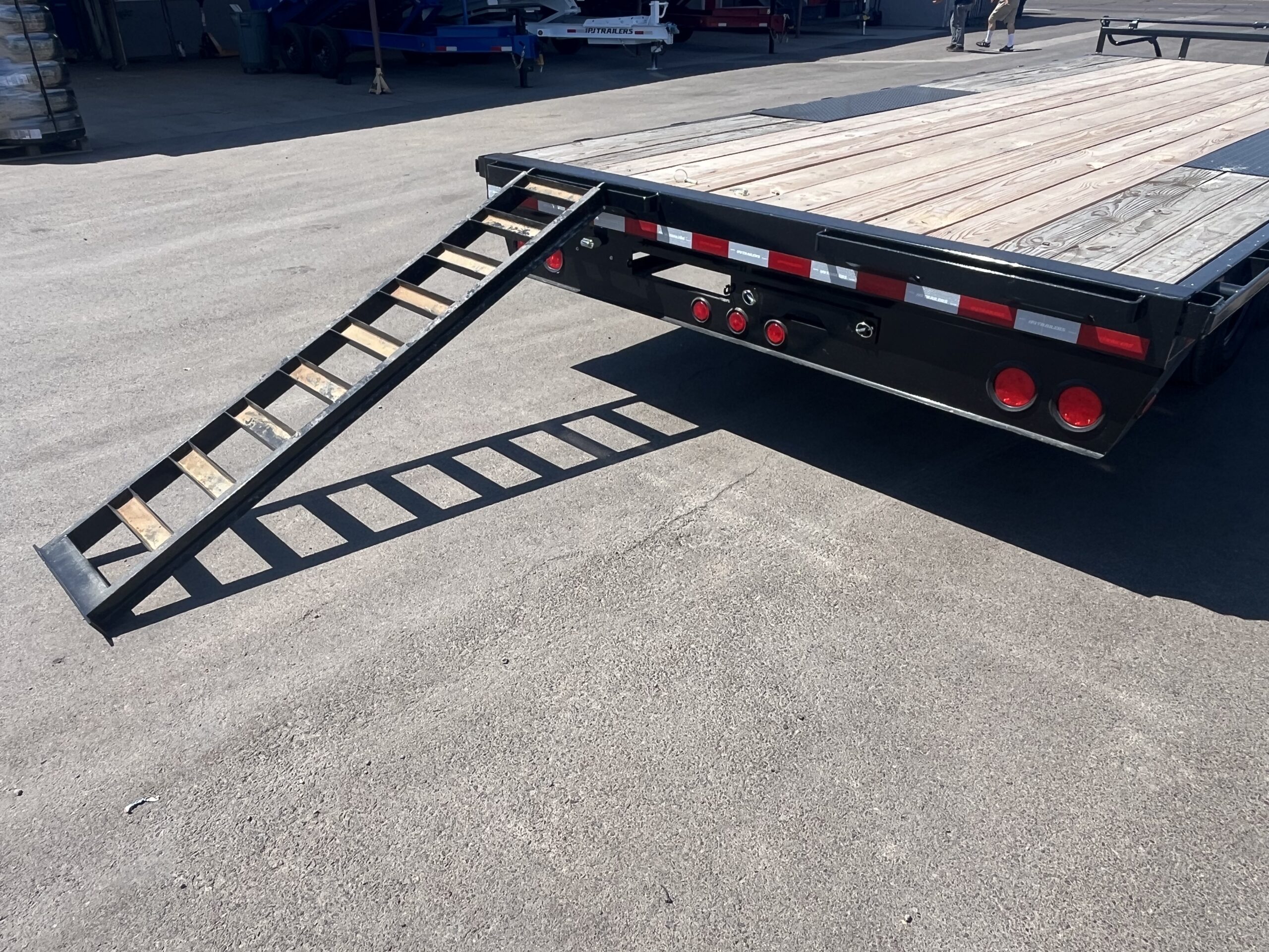 20x102 Tandem Axle Deckover, 14K GVWR, Slide-In Ramps - Image 5